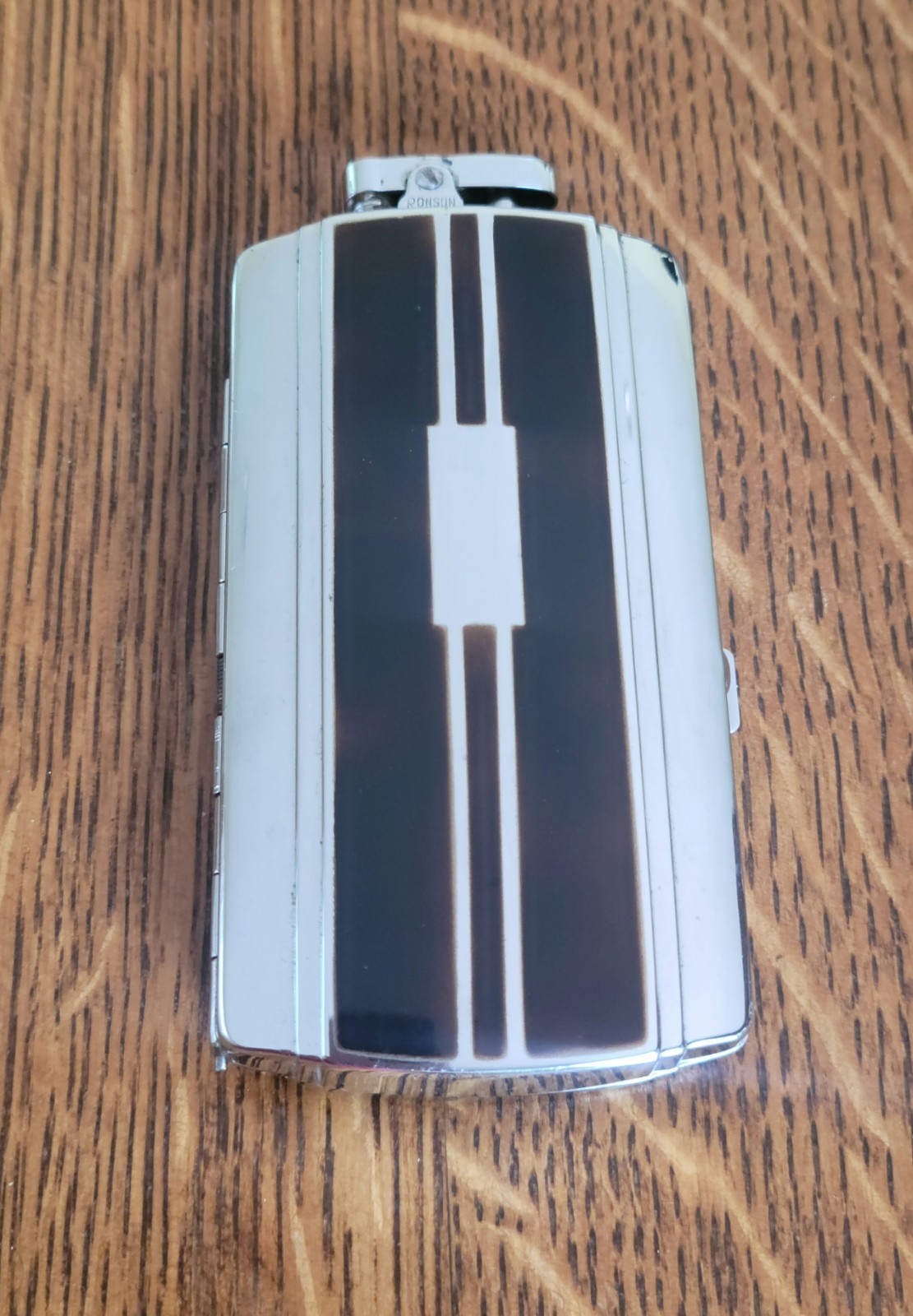 Rare Ronson Cigarette Lighter W/Box&Flannel Cover. Beautiful Condition Handsome Rare Ronson Cigarette Lighter W/Box&Flannel Cover. Beautiful Condition Handsome