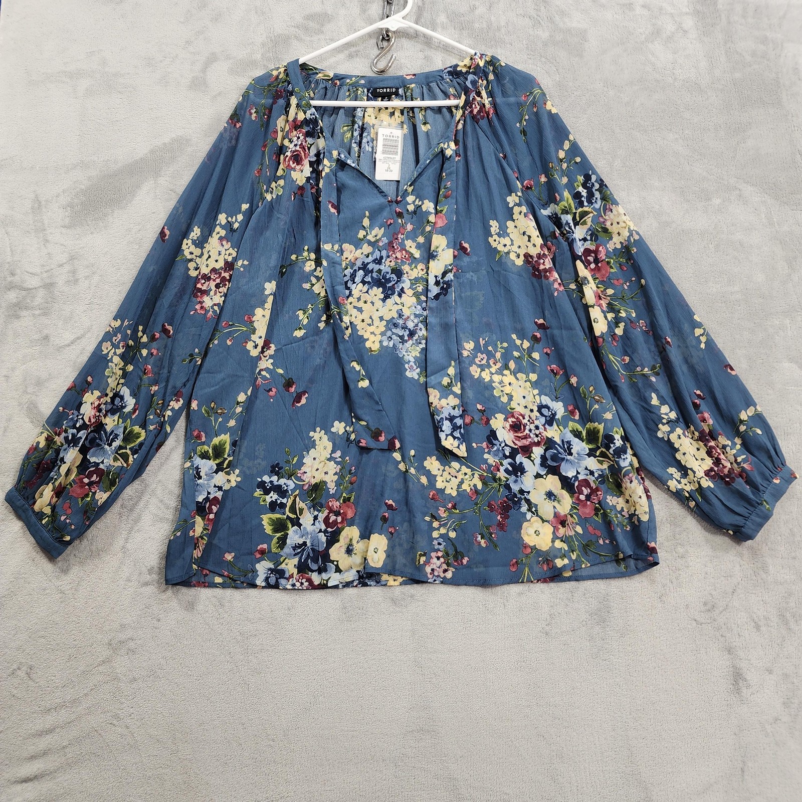 NEW Torrid Top Womens 2/2X Blue Floral Chiffon Peasant Tie Neck Long Sleeve