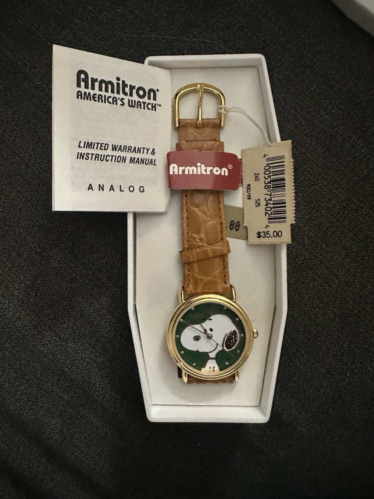 Vtg 1958 Armitron Snoopy Peanuts Watch 32mm Gold Tone Green Dial Limited Edition Vtg 1958 Armitron Snoopy Peanuts Watch 32mm Gold Tone Green Dial Limited Edition