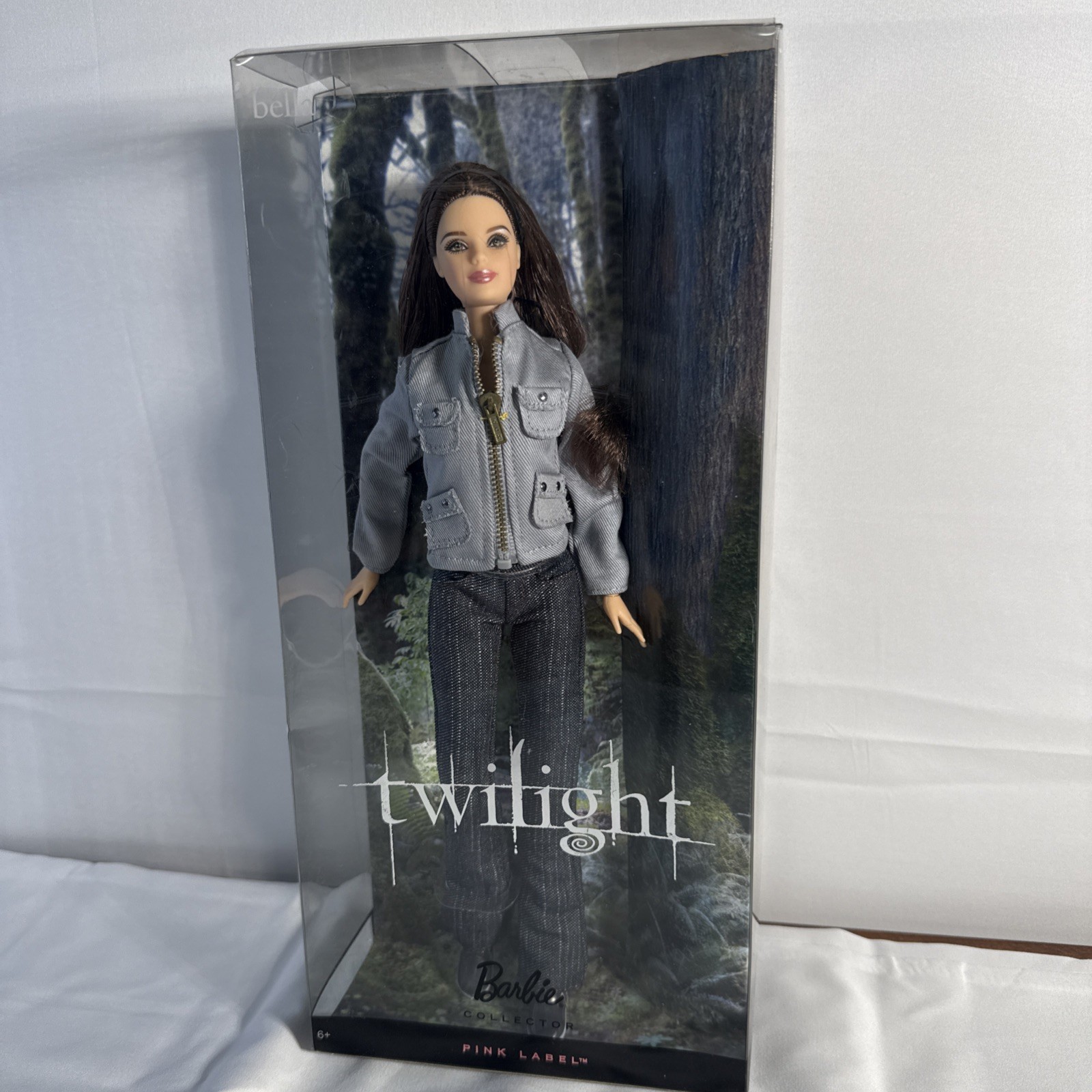 Twilight Bella Pink Label Barbie Collector Doll 2009 Mattel *Box shows wear