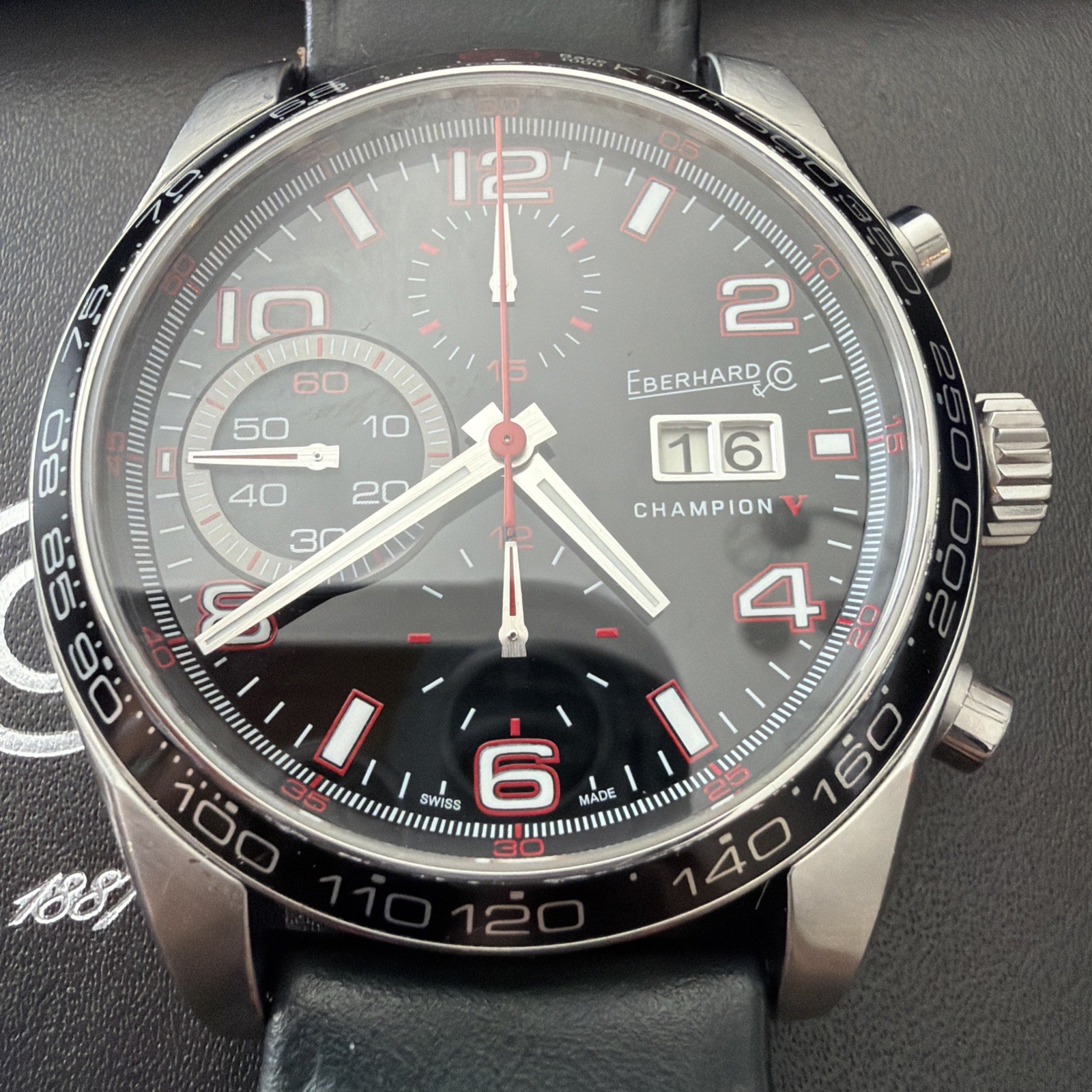 Eberhard & Co Champion V Grande Date Automatic Chronograph Watch 43mm - 3 Straps