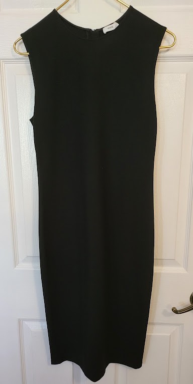 VINCE BLACK SLIM FIT SLEEVELESS SHEATH DRESS S NWT VINCE BLACK SLIM FIT SLEEVELESS SHEATH DRESS S NWT