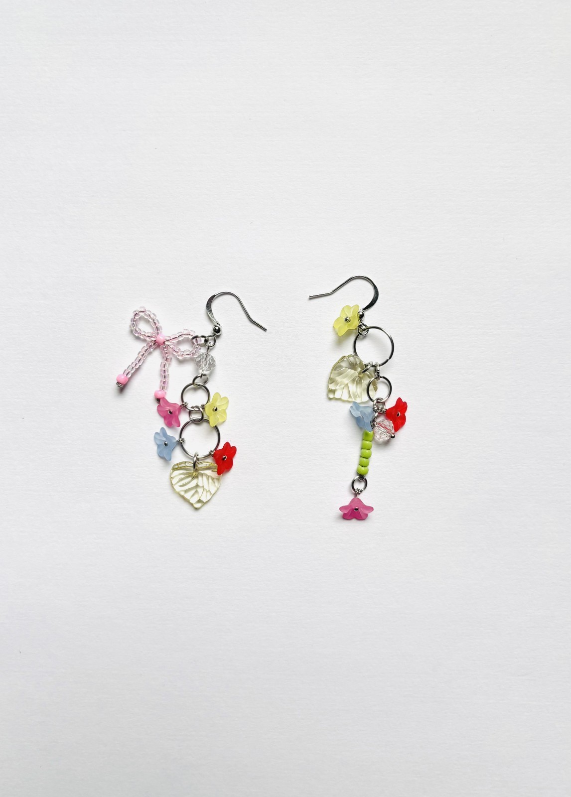 Y2K Dopamine Asymmetrical Beaded Earrings Cute Bow Leaf Flower Aesthetic