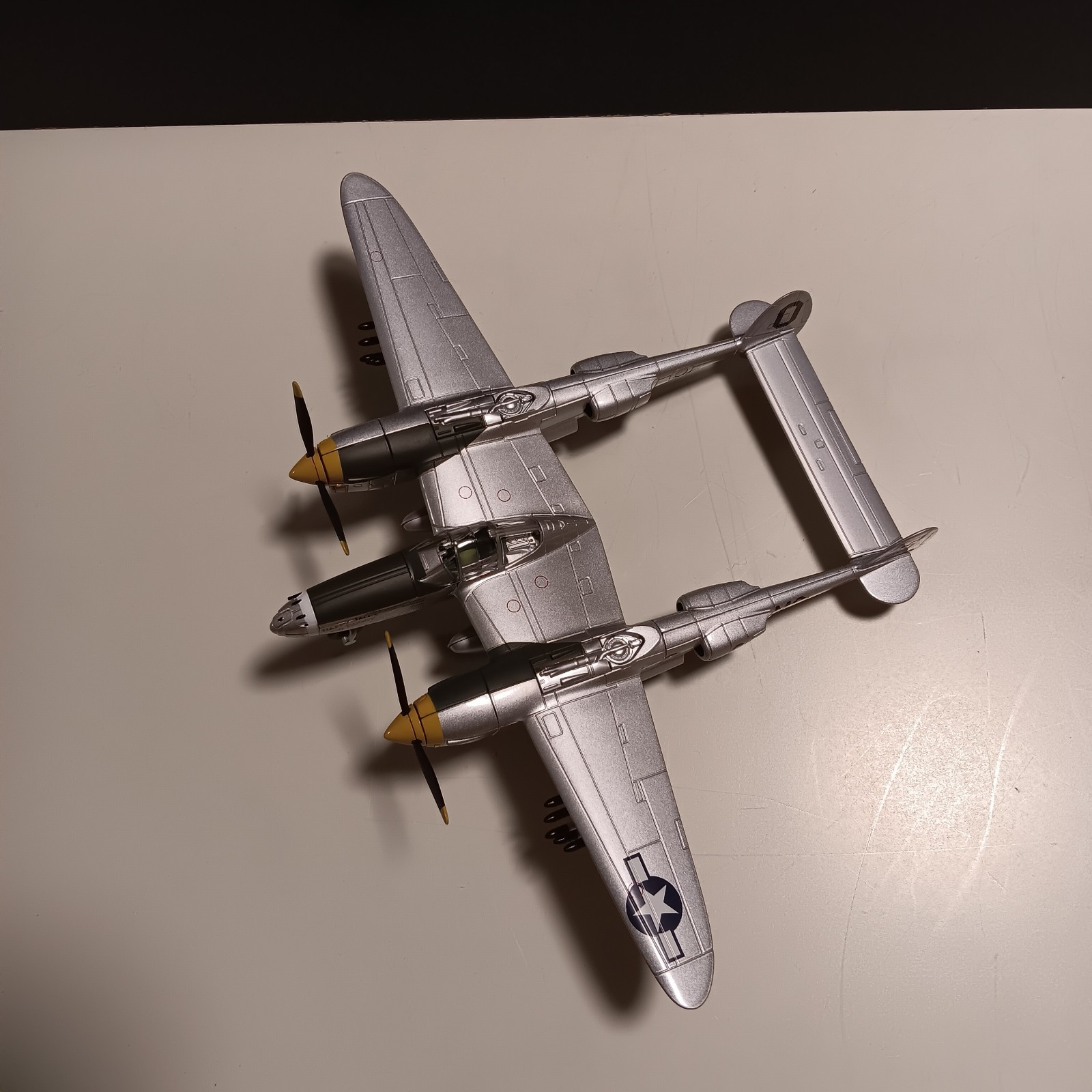 SpecCast Liberty Classics 1:50 Scale P-38 Lightning \