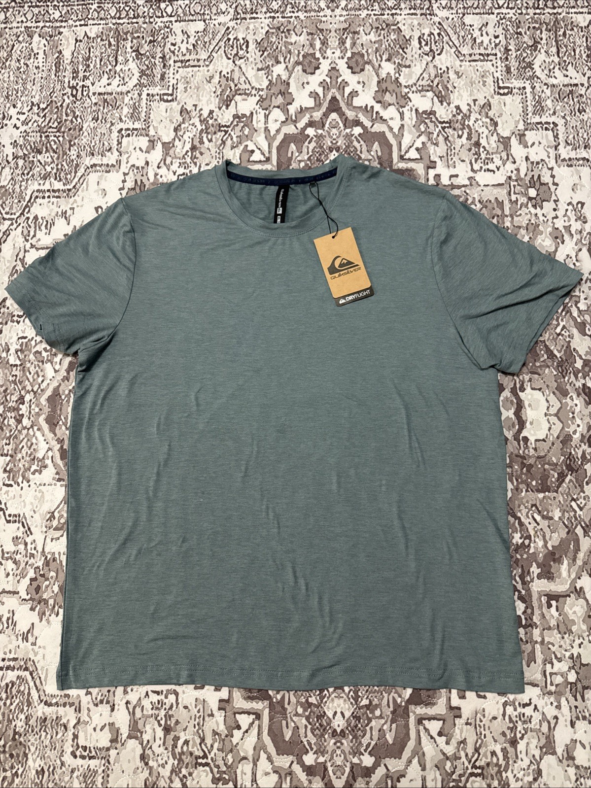 NWT Quiksilver DryFlight Active T-Shirt Vicente Blue Men\'s Size XL. A7
