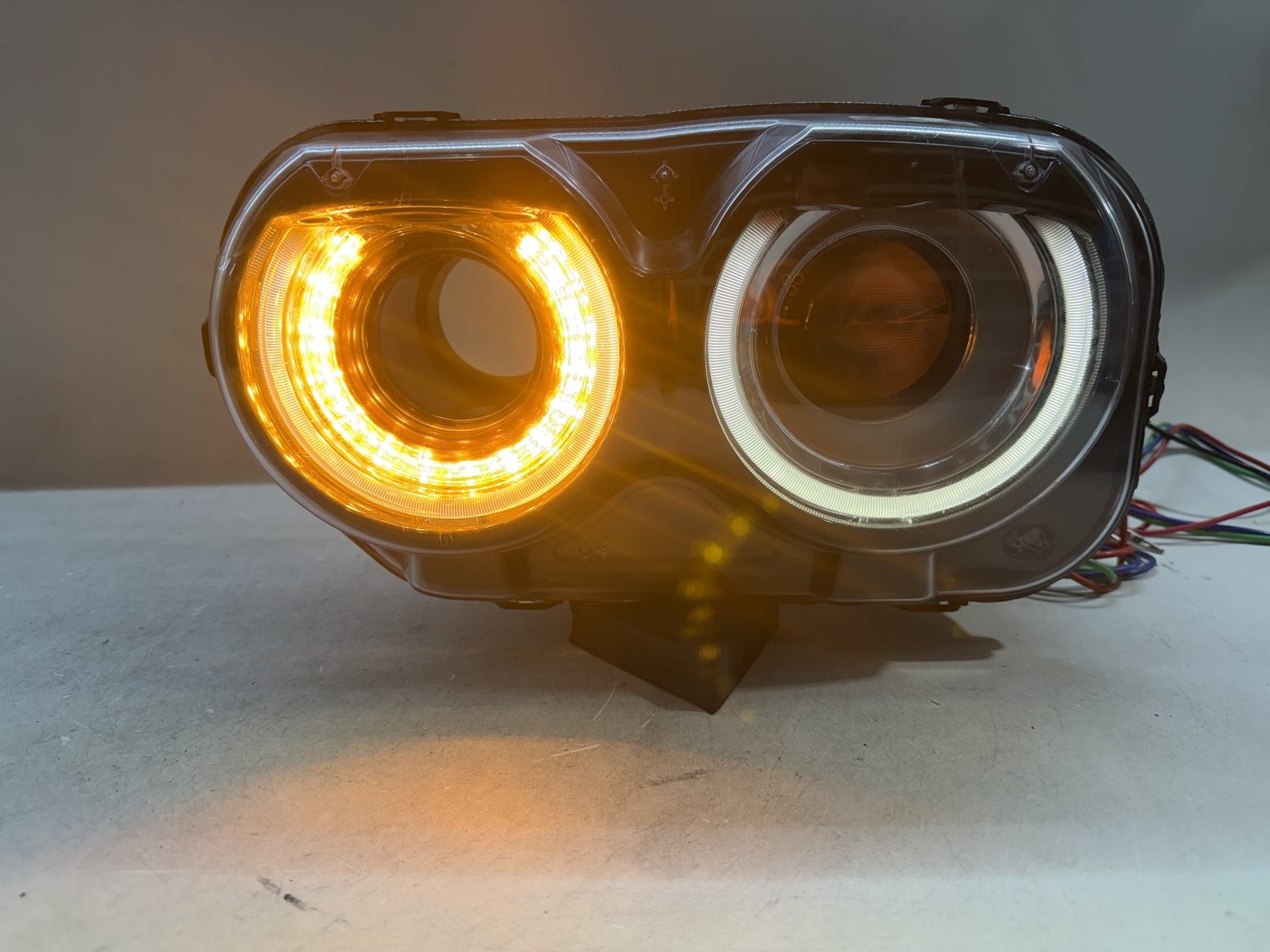 2015 2023 DODGE CHALLENGER HEADLIGHT OEM LEFT DRIVER SIDE HID XENON 68384439AC