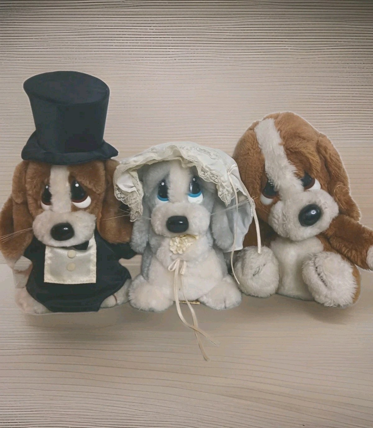 Rare 1980s Applause Sad Sam Groom & Honey Bride Dogs Hound Lot Big Eyes Plush