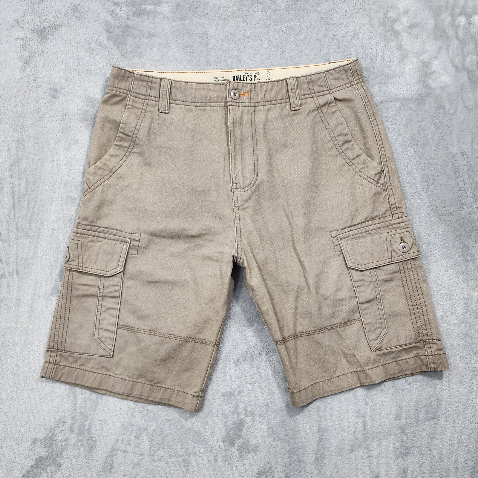 Vintage Bailey\'s Pt Shorts Mens 32 Beige Cargo Canvas Utility Workwear Casual