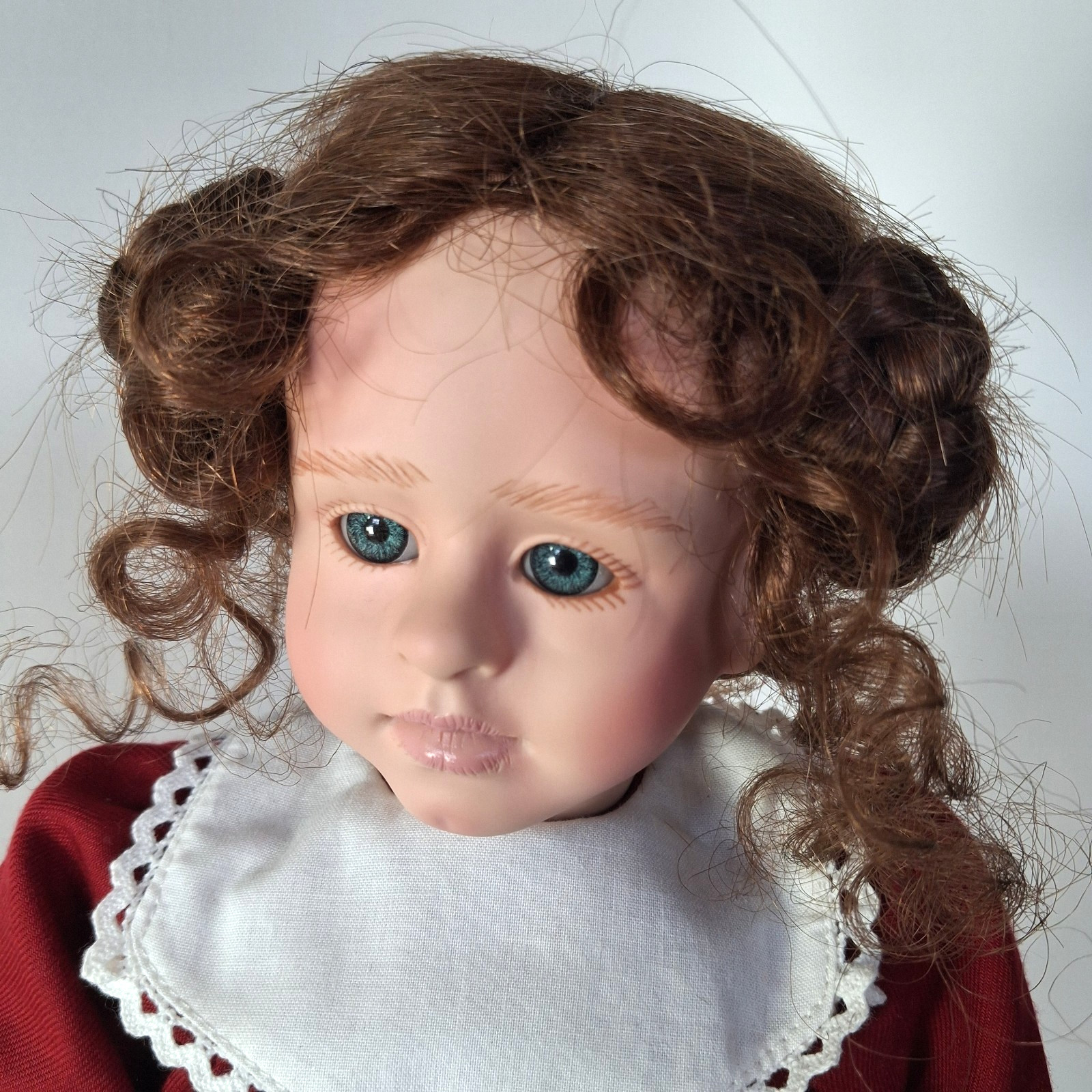 Vintage 1995 Ruth Treffeisen NANNI 16\