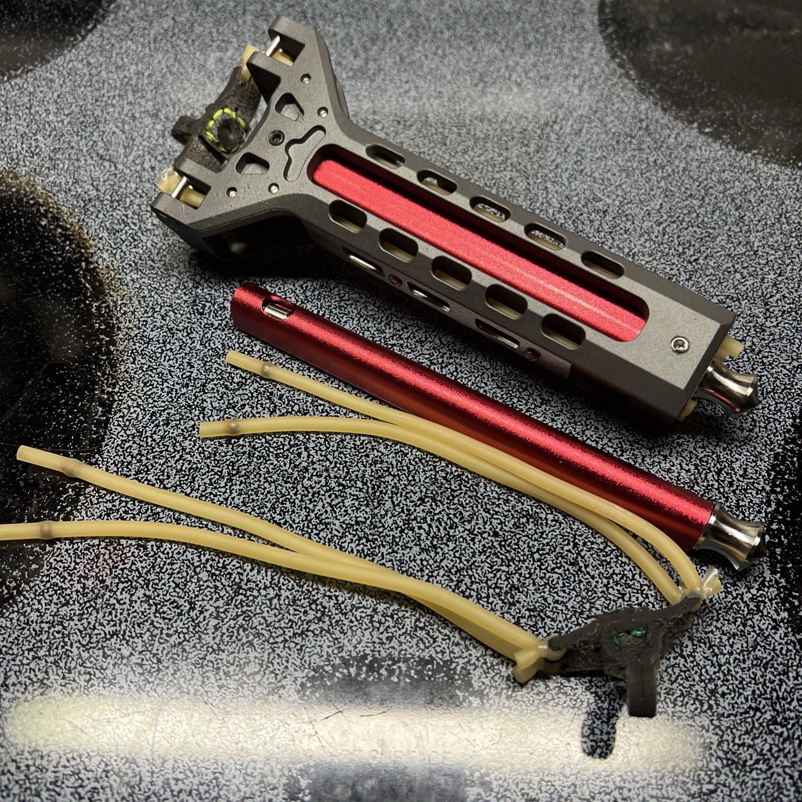 Slingshot (Plus Everything In Photo)Slingshot-2-Mag 2-bands & Fully Assembled Slingshot (Plus Everything In Photo)Slingshot-2-Mag 2-bands & Fully Assembled