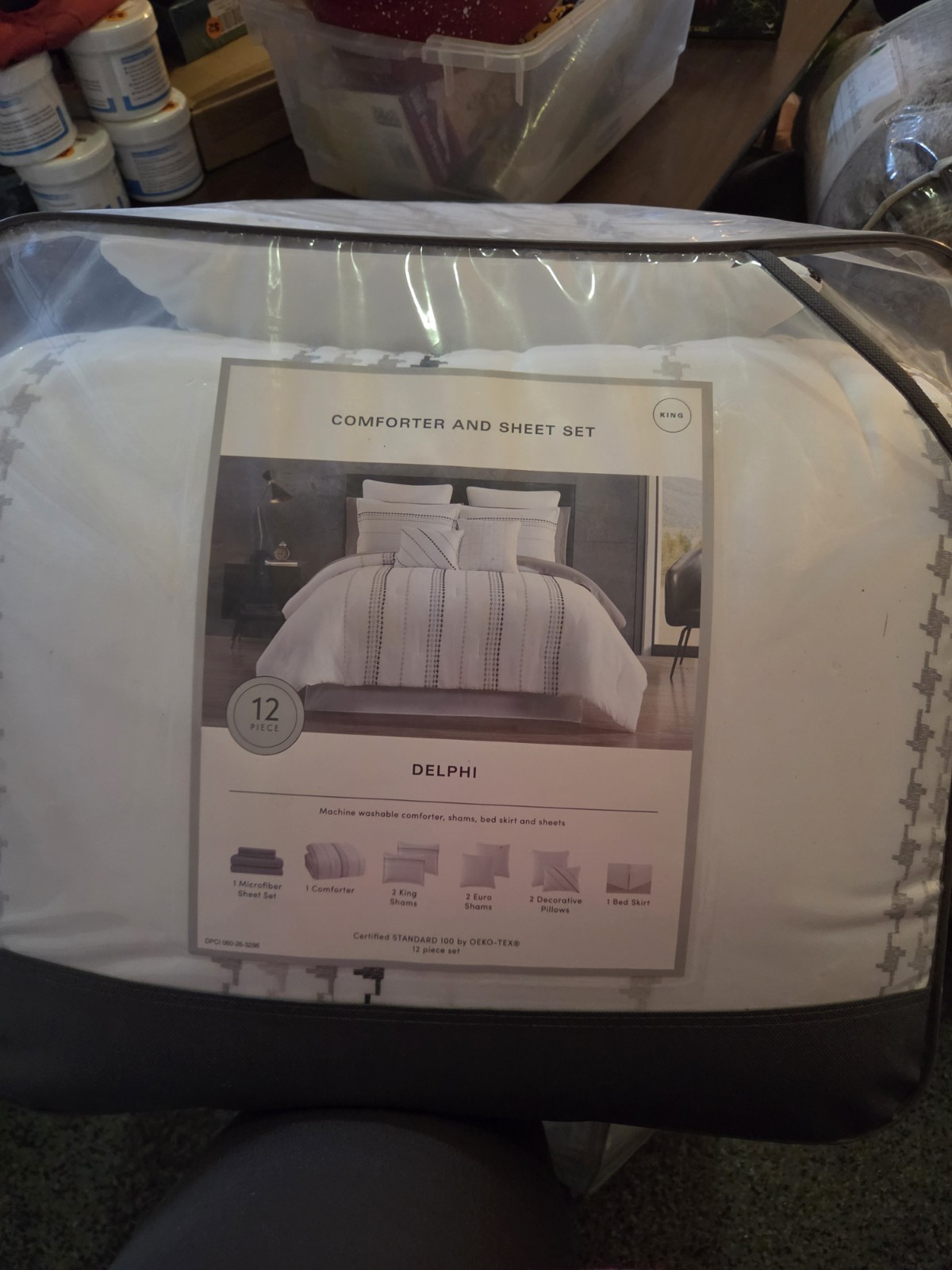 Hallmart Collectibles Delphi King 12-Piece Comforter & Sheet Set – NEW 