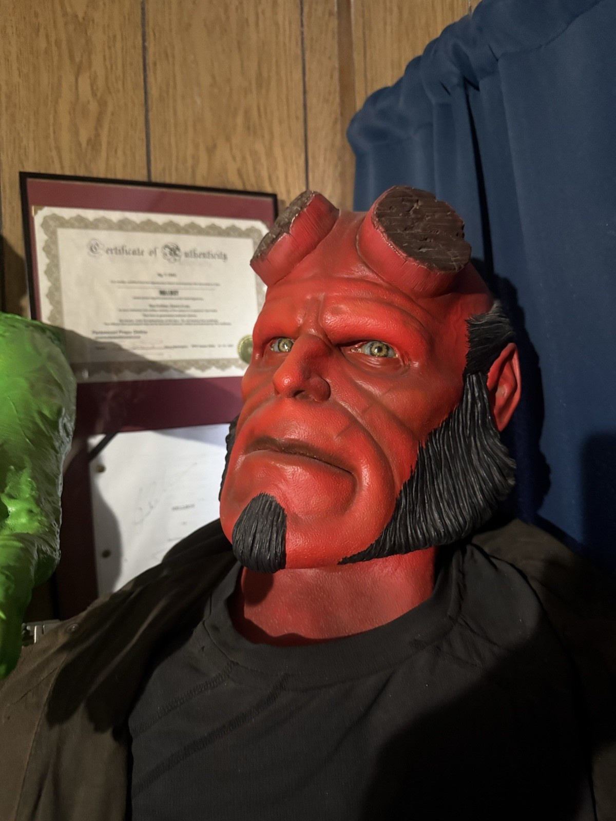 Hellboy, Ron Perlman Life-Size Display  Movie Prop Figure