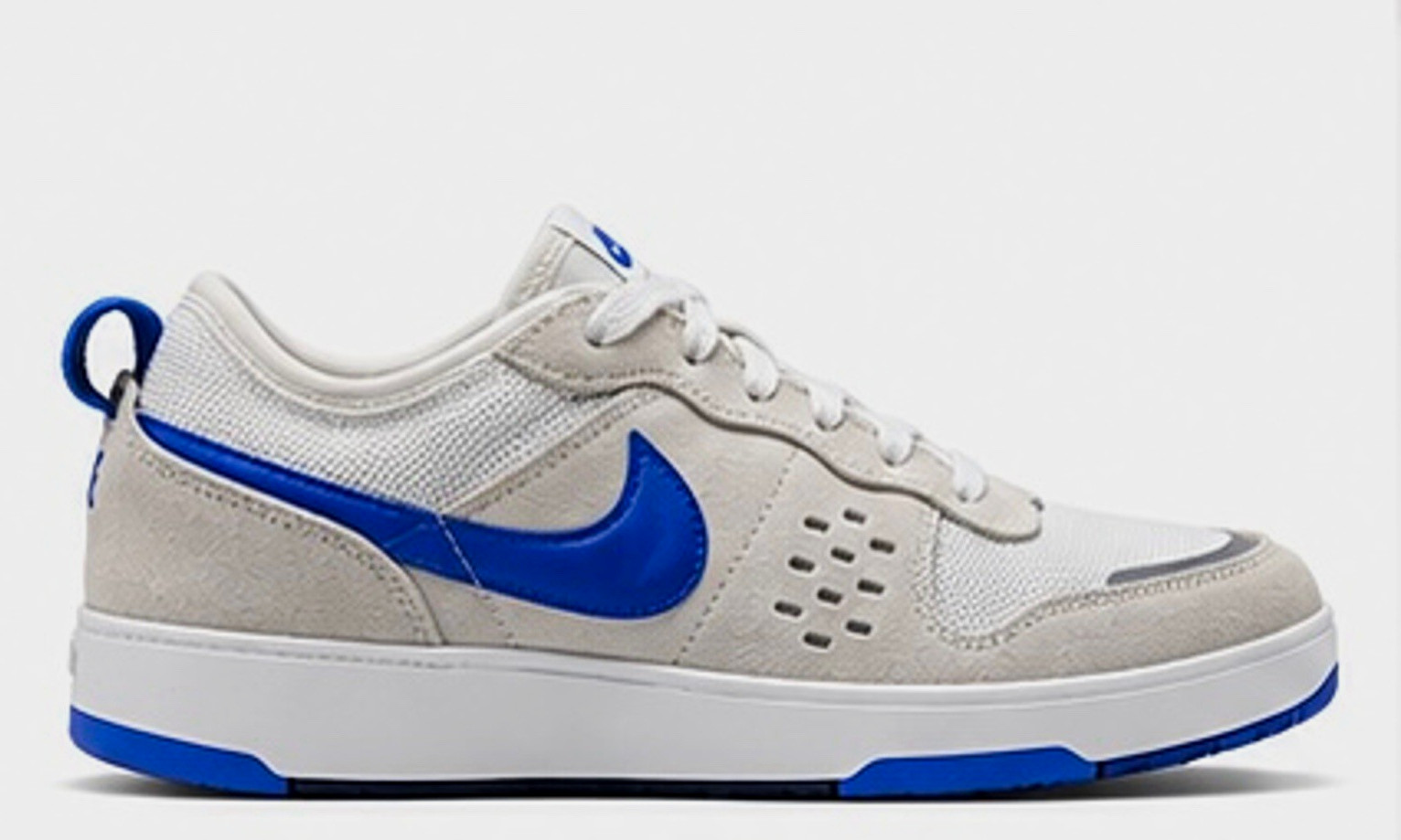Nike C1TY Unisex Kids Size 4.5Youth / 6 women  Suede leather Sneakers Gray/Blue