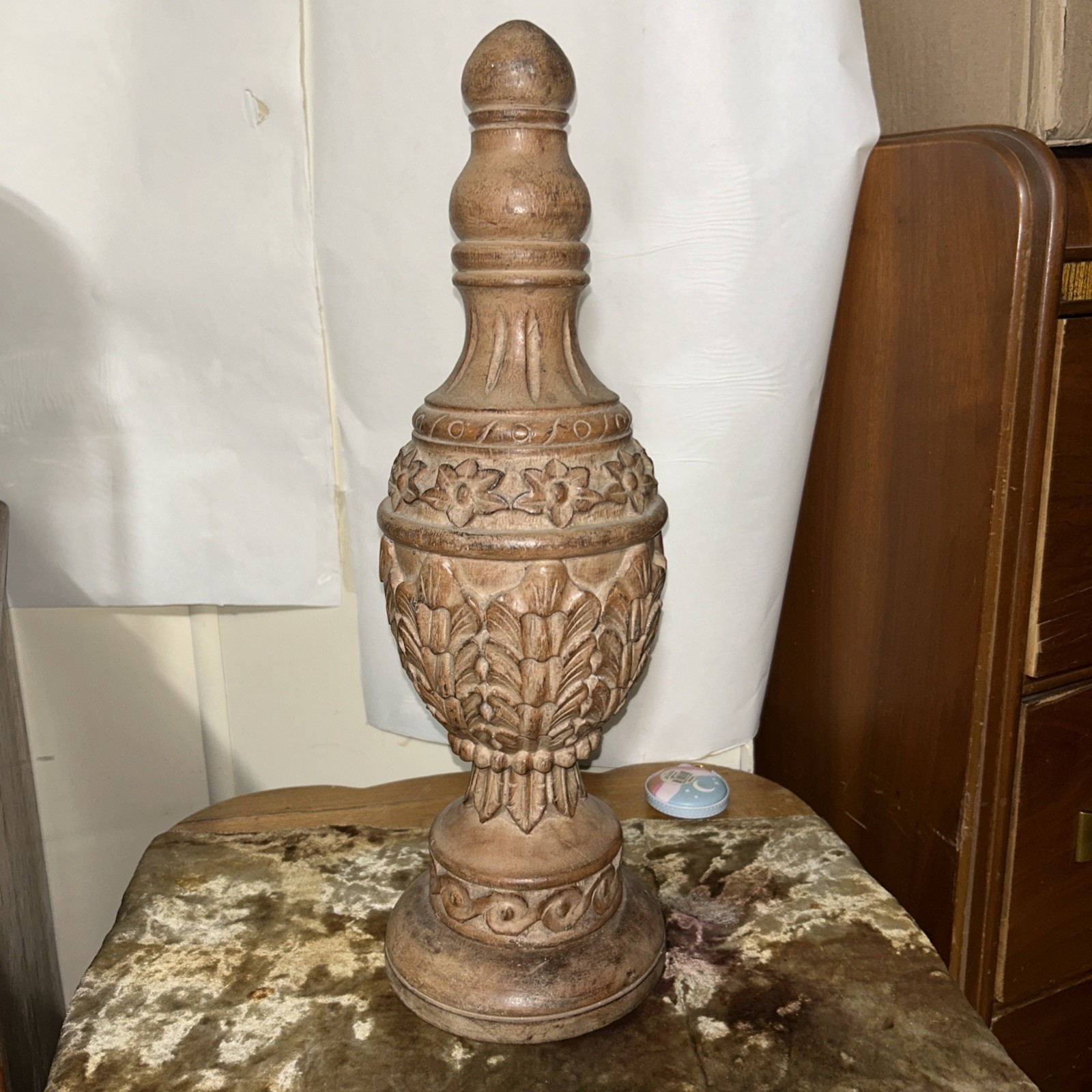 Vintage Hand Carved Wood Newel Post Finial 18” Tall Architectural Salvage Top