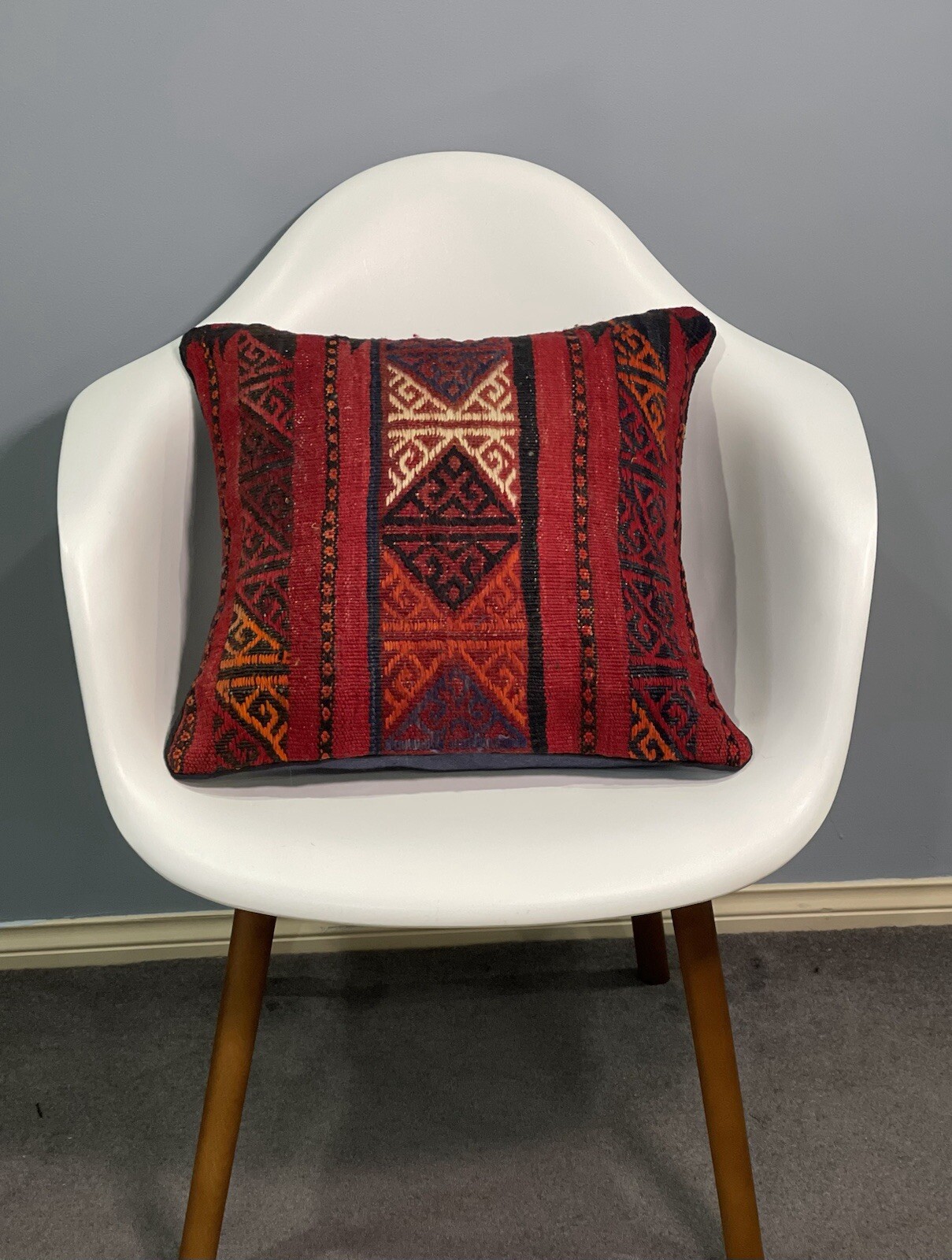 Traditional Hand Knotted  Cushion Cover 45 CM X 45 CM , Afghan Cushion AF#242
