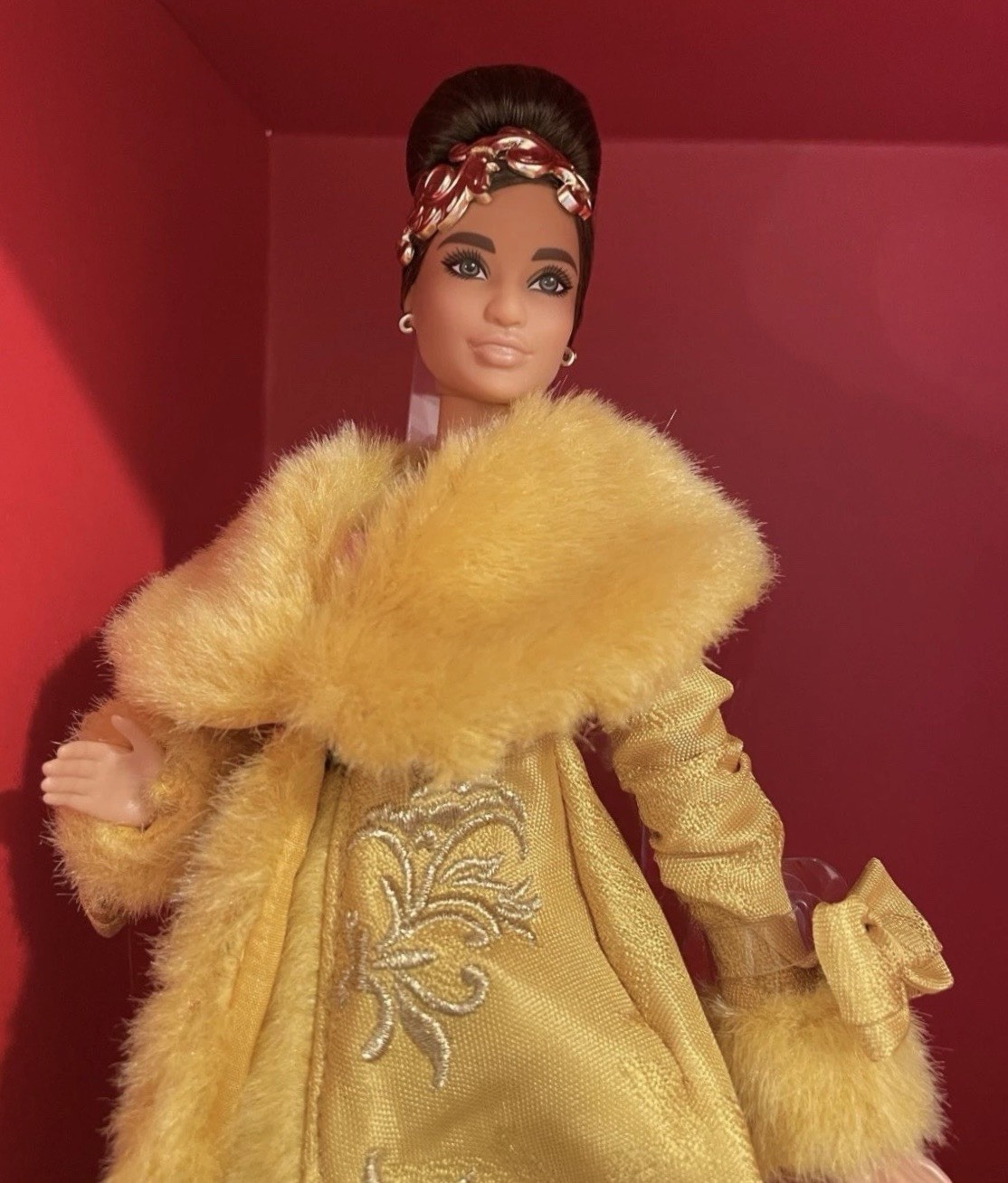 BARBIE PLATINUM LABEL GUO PEI  SILKSTONE DOLL BARBIE HBX99 IN SHIPPER SEALED