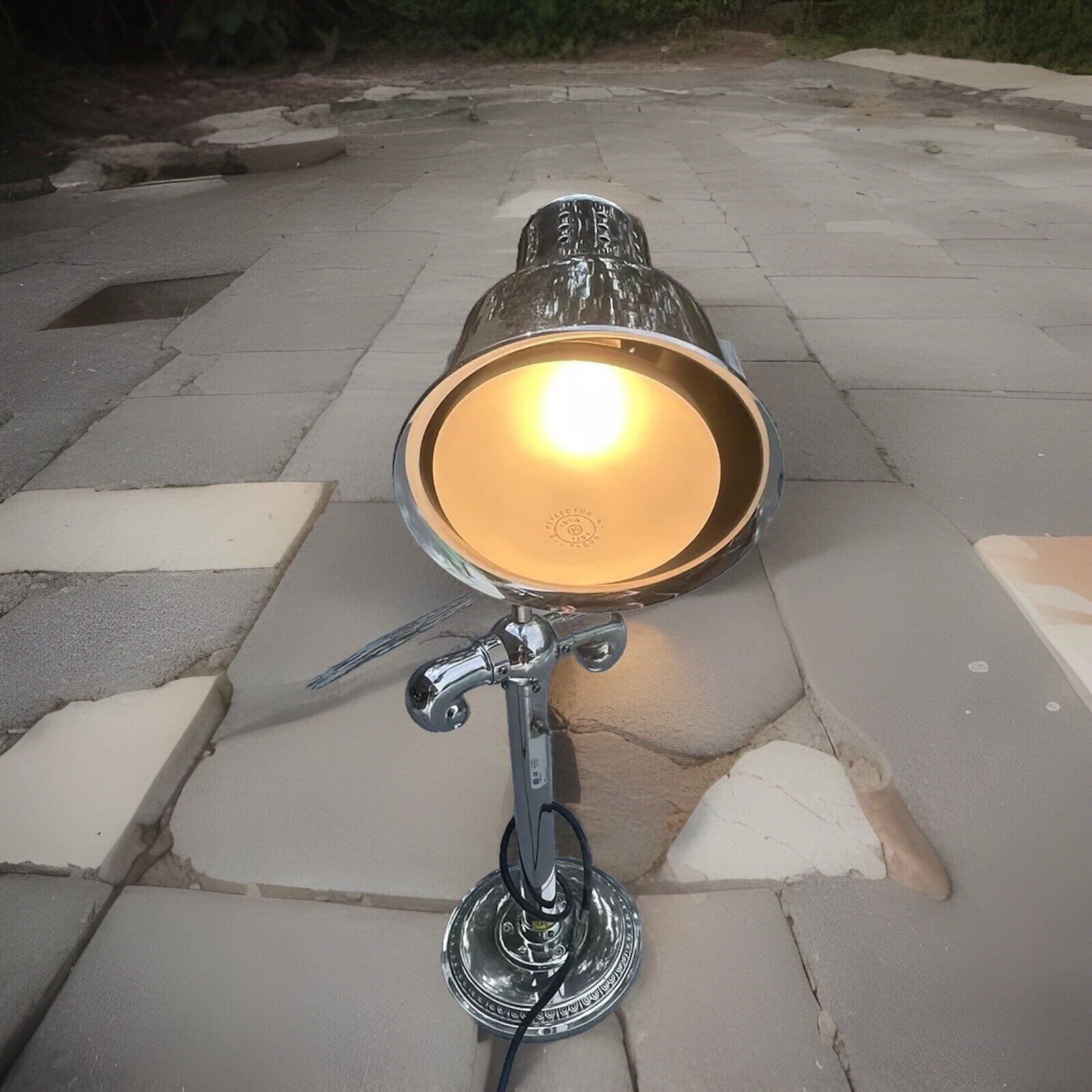 Hanson Brass Inc. Freestanding Single Bulb Heat Lamp Model SL3A Luxury Lamp #2