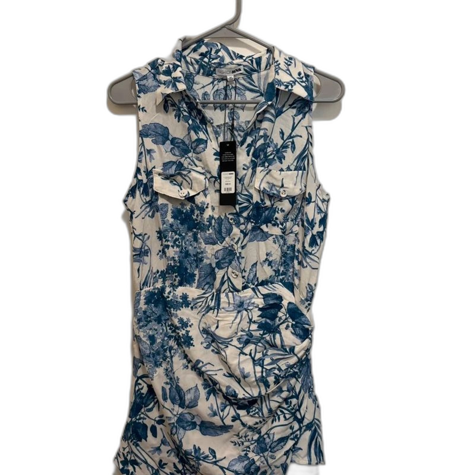 Fashion Nova, Size M, Blue Floral Romper