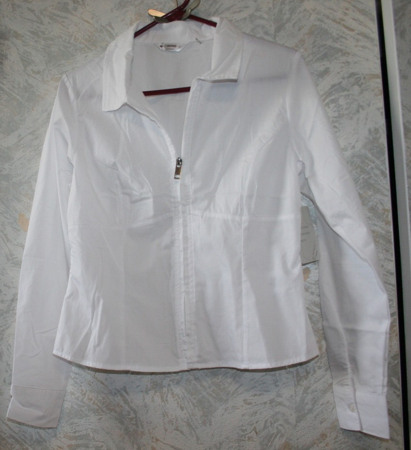NWT CISONO cotton blend blouse top.Medium.White.Long sleeves.Full zipper.Collar NWT CISONO cotton blend blouse top.Medium.White.Long sleeves.Full zipper.Collar