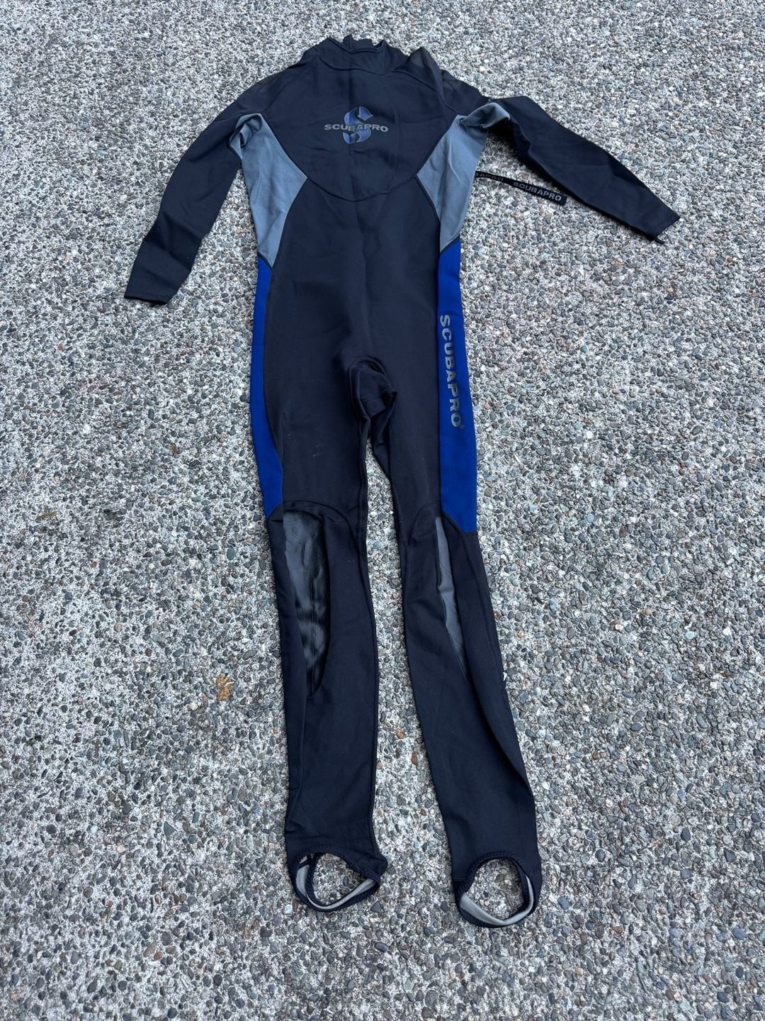Scubapro Profile 0.5 Wetsuit Size XL Black Blue Neoprene Scubapro Profile 0.5 Wetsuit Size XL Black Blue Neoprene