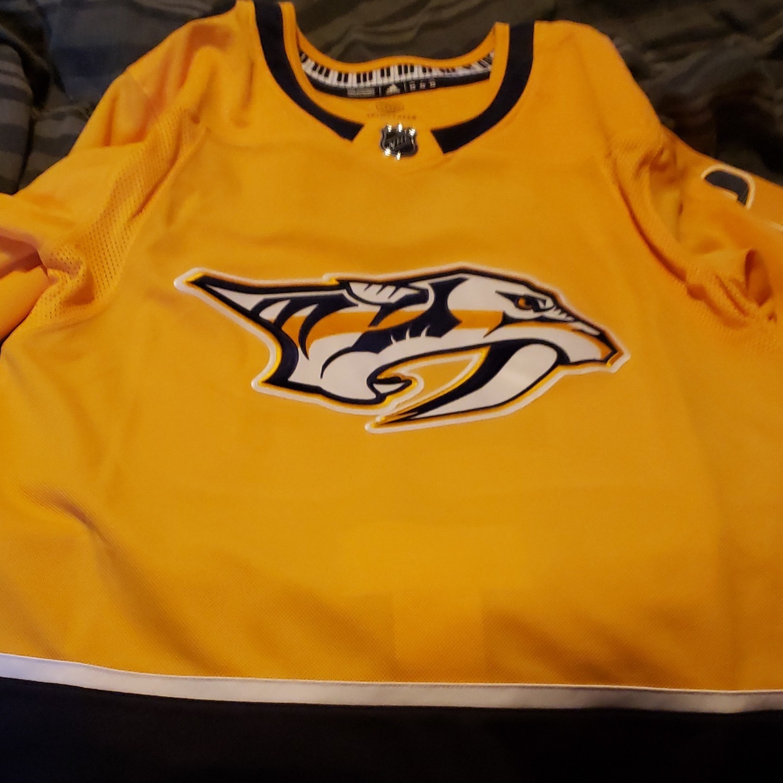 adidas Nashville Predators NHL Hockey Jersey Eeli Tolvanen #28 Gold Size 52 adidas Nashville Predators NHL Hockey Jersey Eeli Tolvanen #28 Gold Size 52