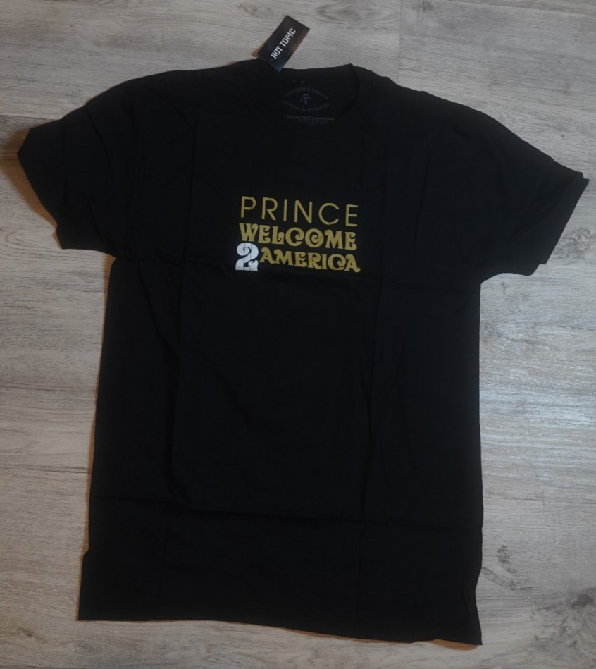 OFFICIAL PRINCE WELCOME 2 AMERICA SHIRT HOT TOPIC MEASUREMENTS IN PHOTOS NWT