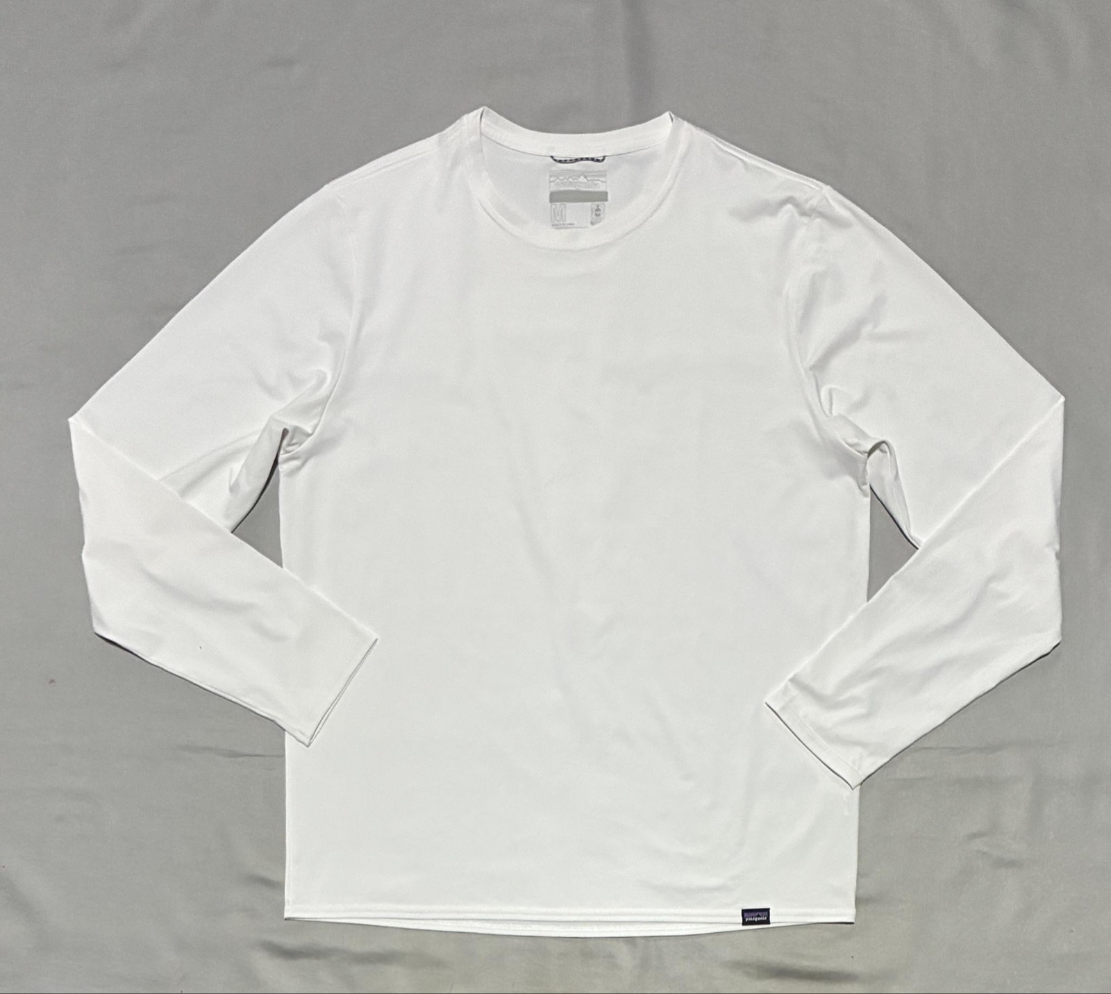 Patagonia Capilene Cool Daily Shirt Mens Medium White Long Sleeve Athletic Tee