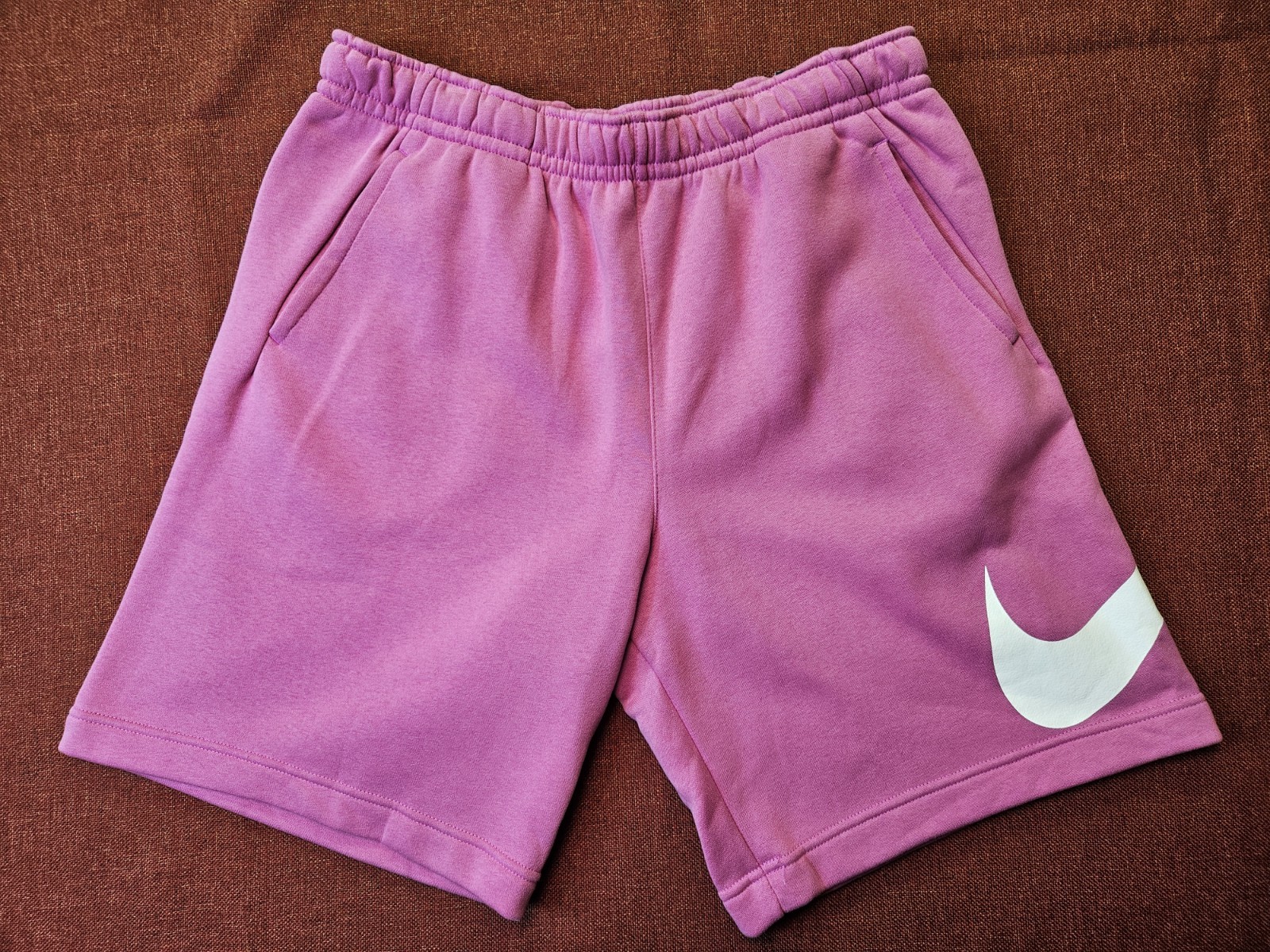 Nike Sportswear Essential Fleece Shorts Pink White Swoosh BV2721-623 Mens Large Nike Sportswear Essential Fleece Shorts Pink White Swoosh BV2721-623 Mens Large