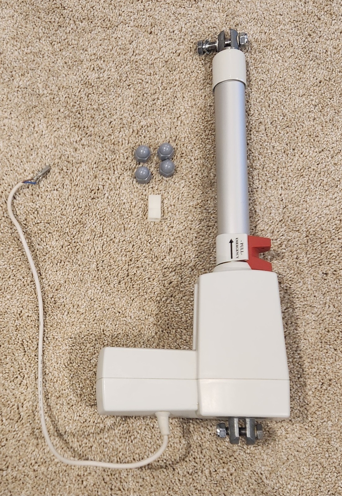 Arjo Huntleigh Sara 3000 Lift Actuator Tested with Hardware