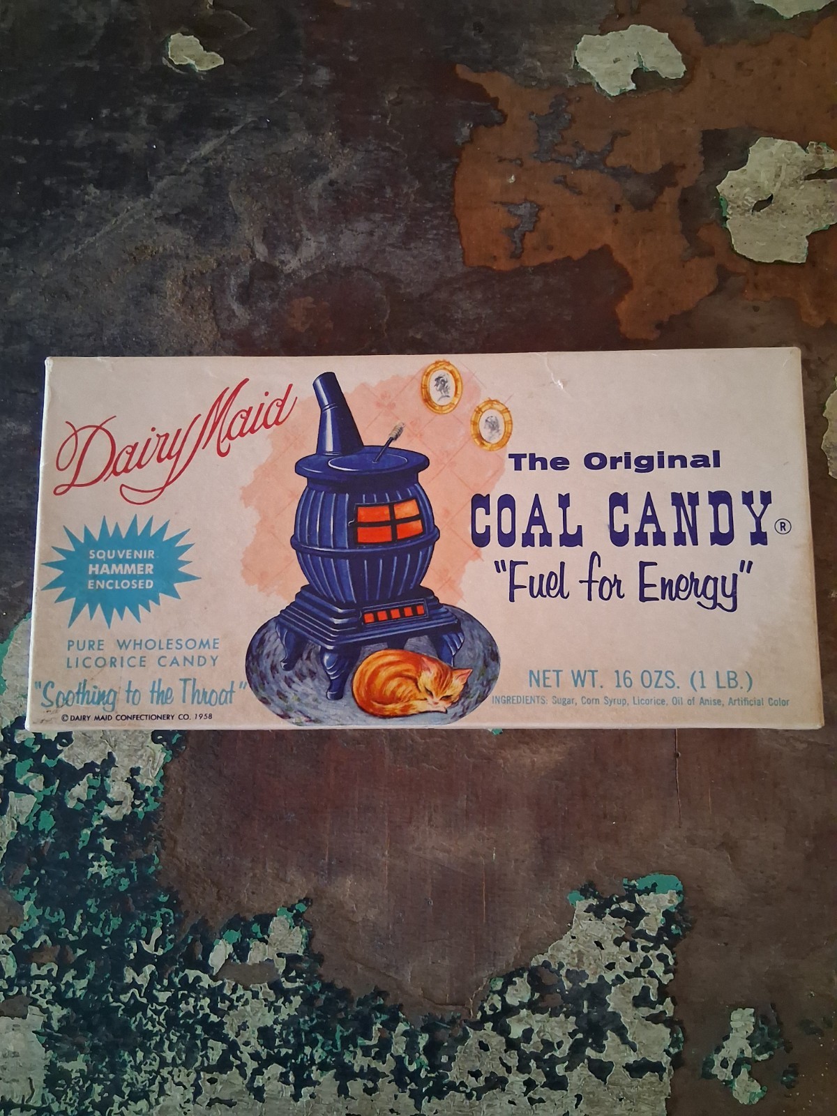 RARE 1958 DAIRY MAID COAL CANDY With Candy Never Used RARE 1958 DAIRY MAID COAL CANDY With Candy Never Used