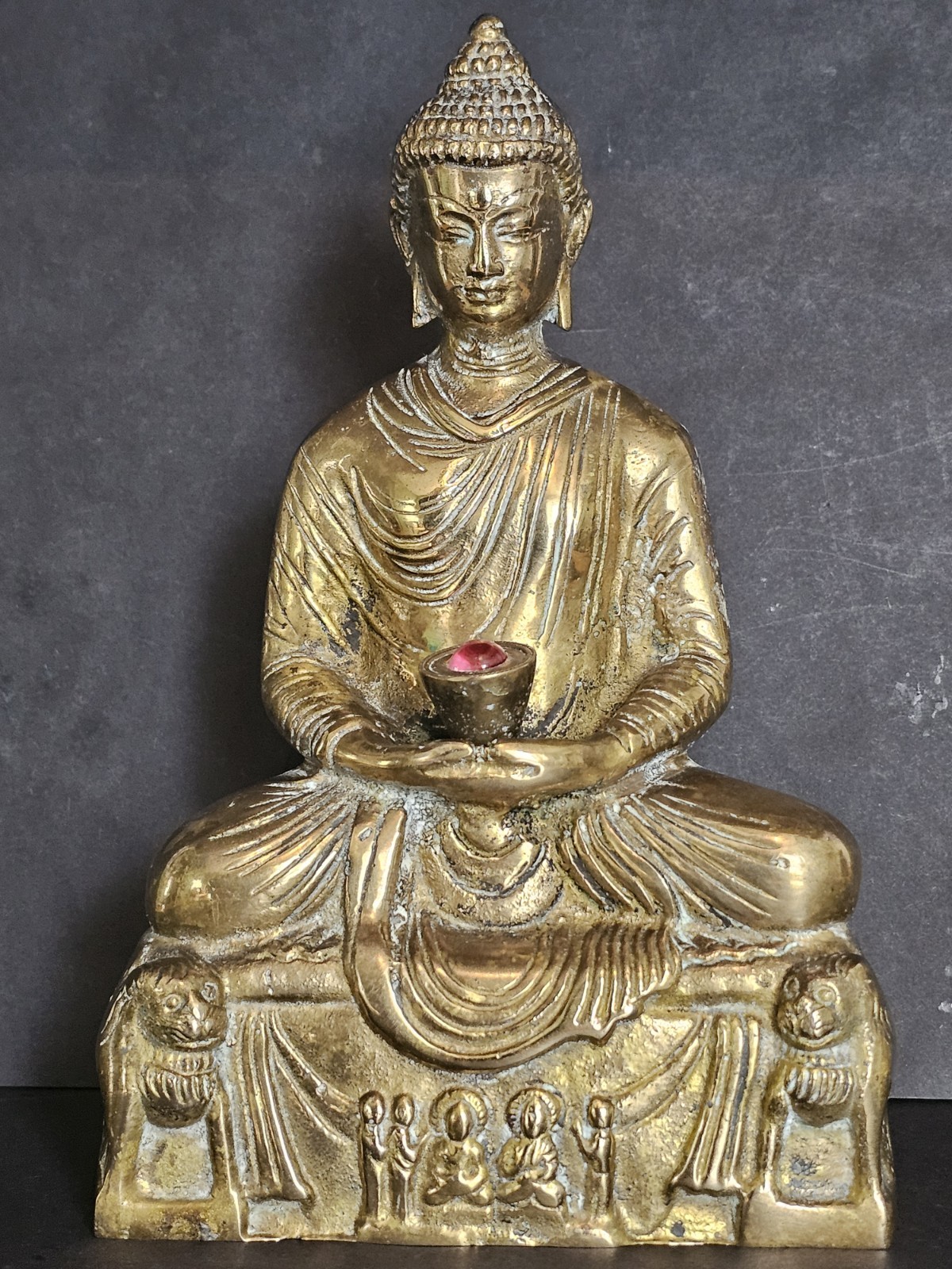 (mp3) Antique Brass Indian Buddha statue. Highly detailed. 20cm H. Quite heavy. (mp3) Antique Brass Indian Buddha statue. Highly detailed. 20cm H. Quite heavy.