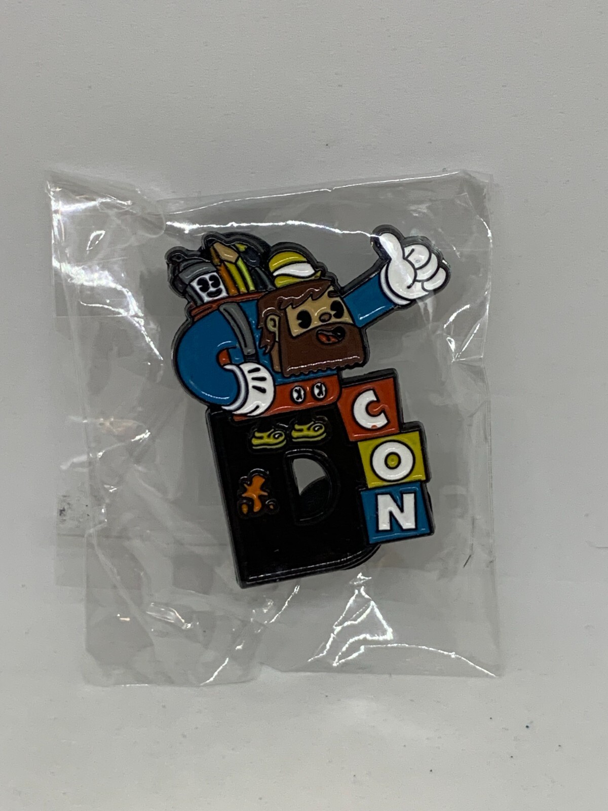 Vincent DCON 2021 Designer Con Mascot Exclusive Pin Vincent DCON 2021 Designer Con Mascot Exclusive Pin