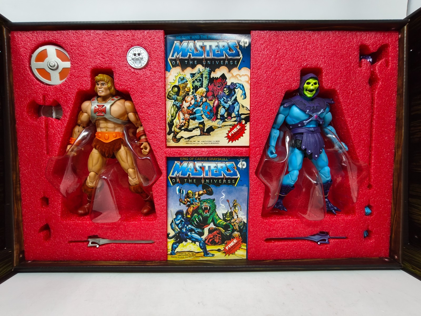 2022 SDCC MATTEL 40th Anniversary Box Set Skeletor vs He-Man MOTU In Hand