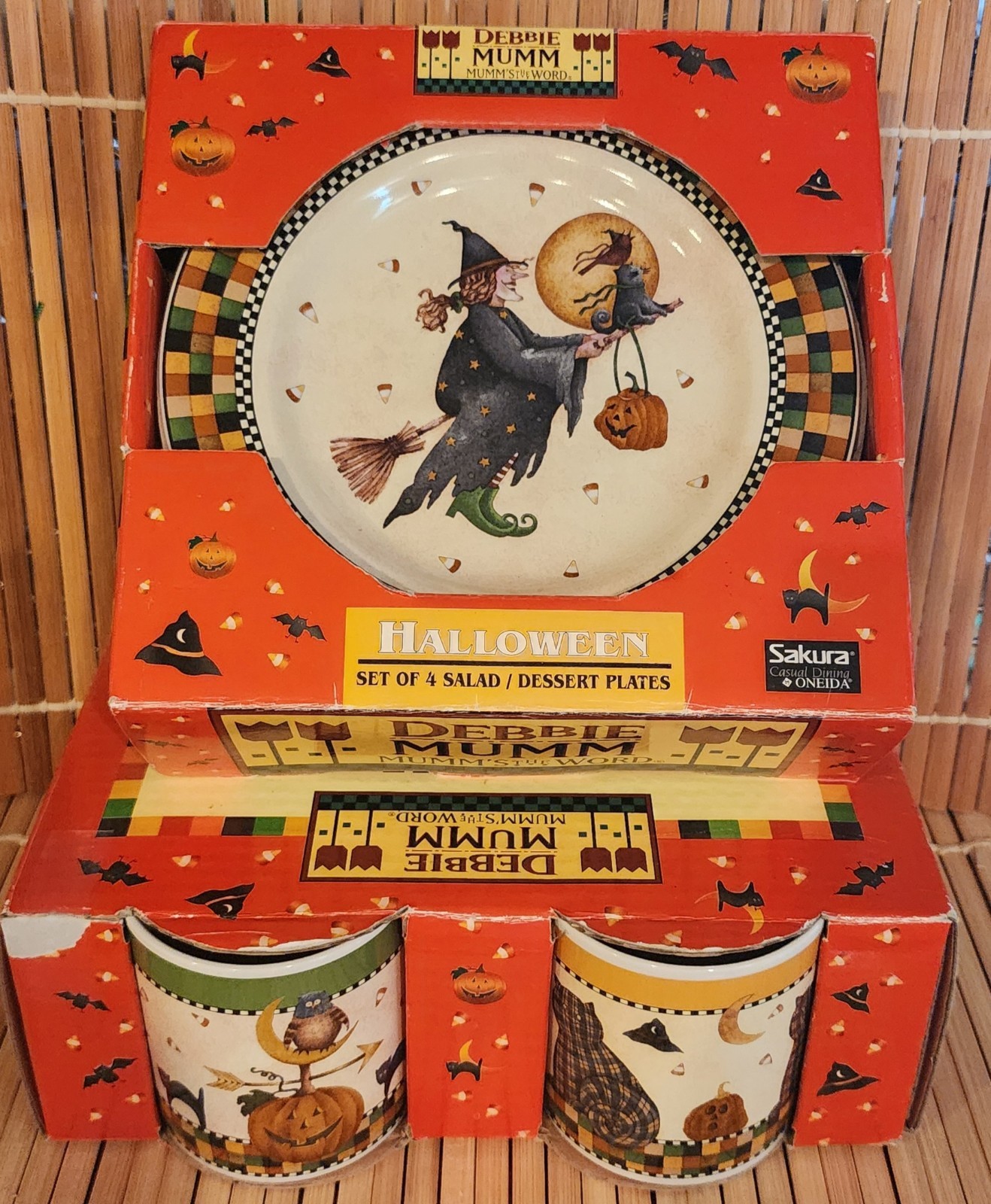 1998 Debbie Mumm Sakura Oneida Halloween 4 Dessert Plates & 4 Mugs NIB