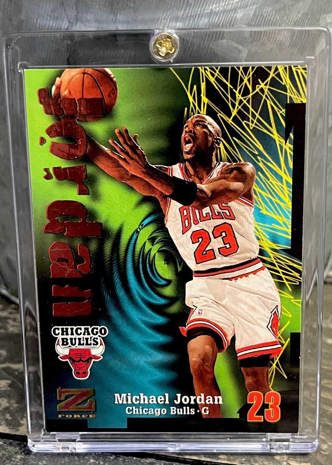 Michael Jordan Card 90’S PREMIUM HOLO FOIL SP INSERT AUTHENTIC BULLS JERSEY #23