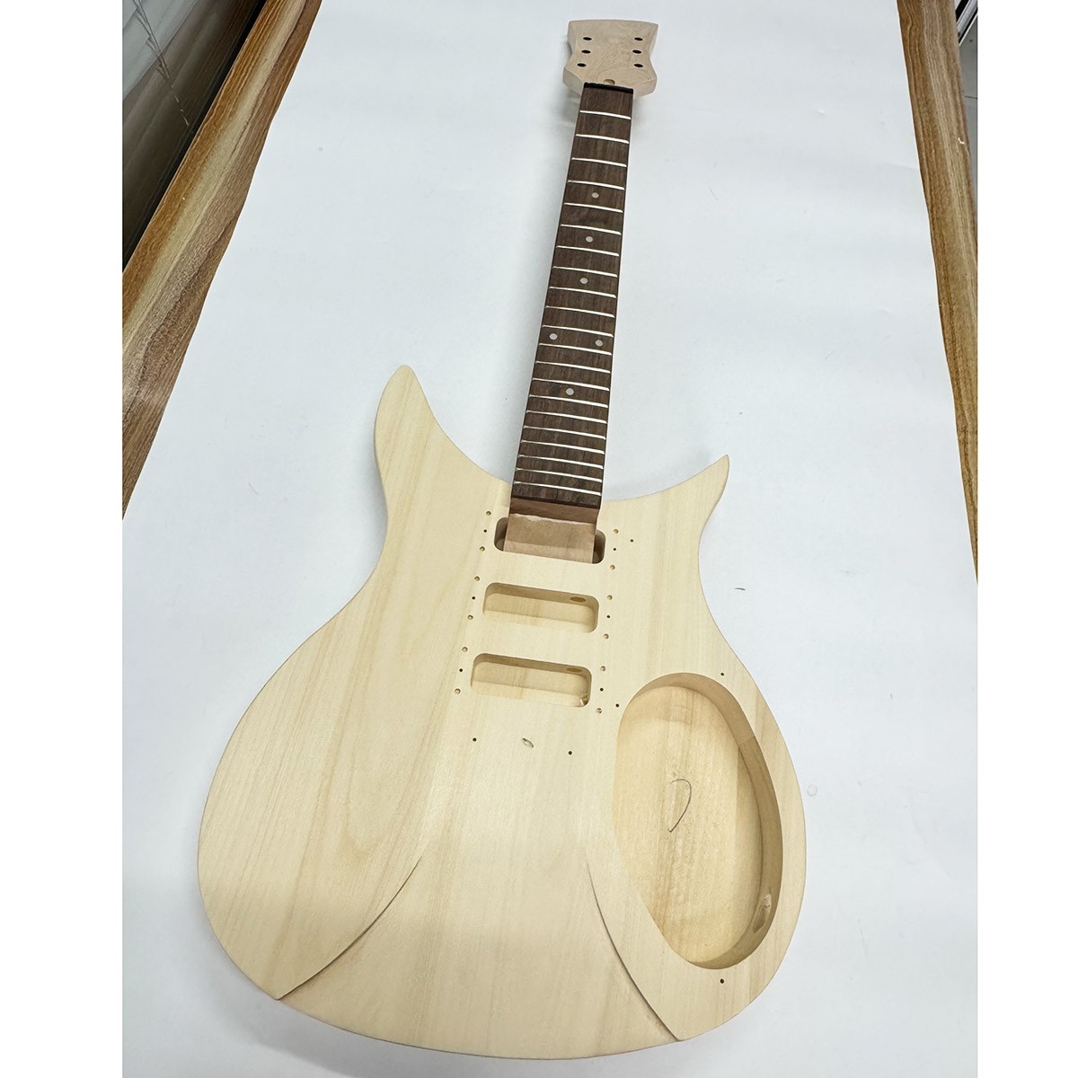 DIY One set of unfinished electric guitar: basswood body, maple neck, rosewood