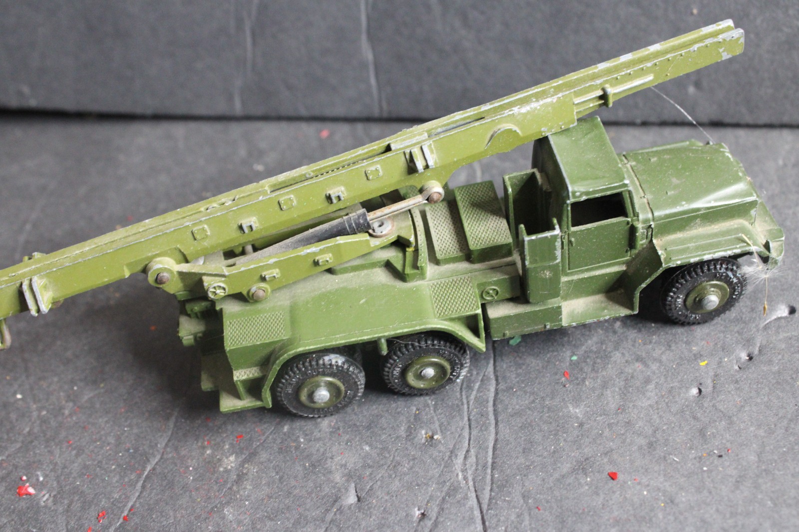 Vintage Dinky Supertoys MISSILE SERVICING PLATFORM VEHICLE No. 667