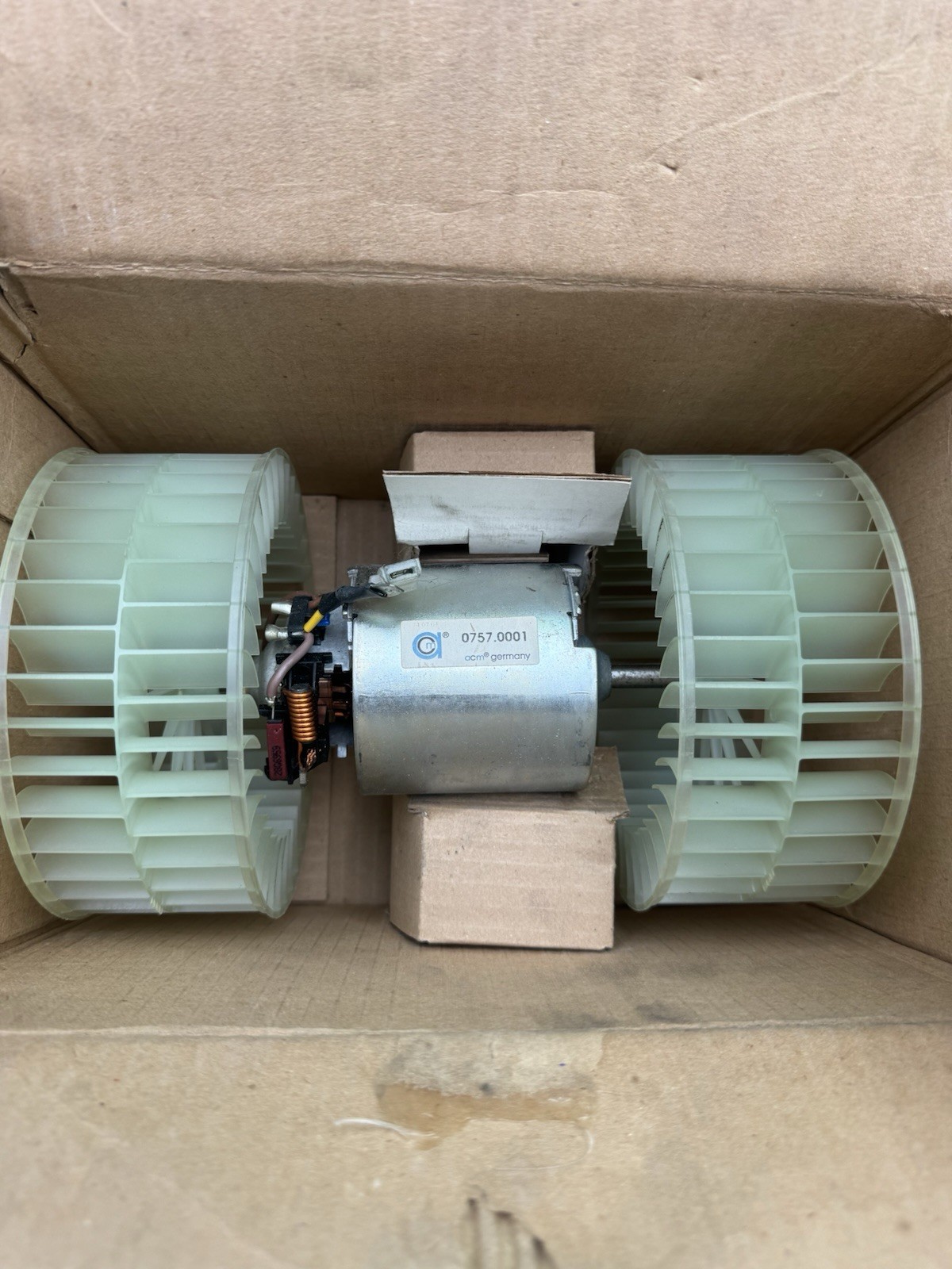 ACM 0757.0001 Blower Motor Mercedes W124 300E 400E 500E E320 0008308208 NEW