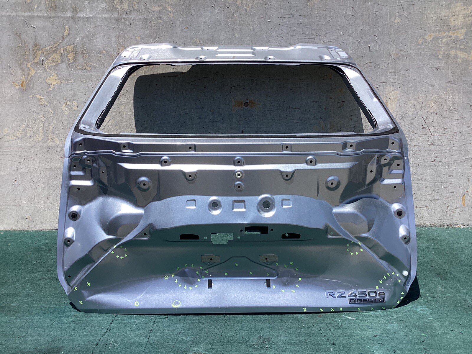 2023 2024 LEXUS RZ RZ450e LIFTGATE OEM USED