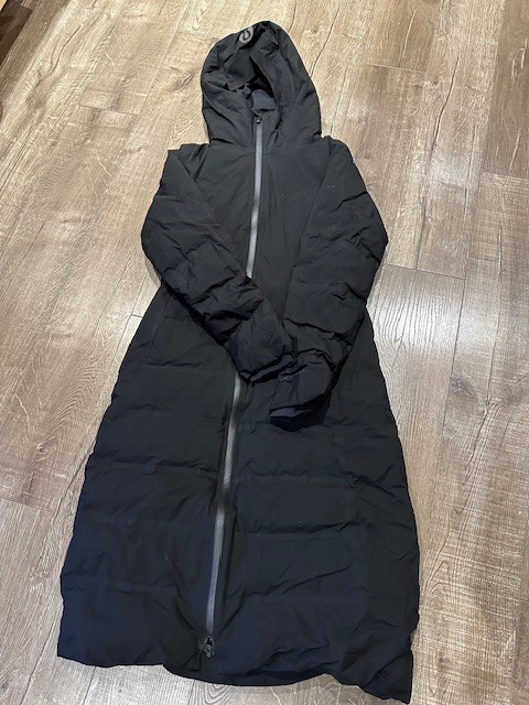 Lululemon Sleet Street Long Jacket size 6