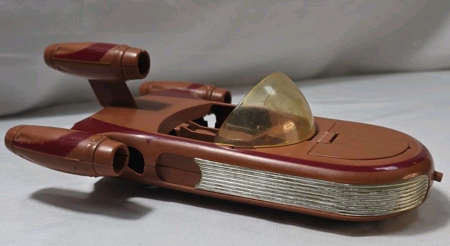 Vintage 1978 Kenner Star Wars Landspeeder Vehicle Parts - Intact Windshield RARE Vintage 1978 Kenner Star Wars Landspeeder Vehicle Parts - Intact Windshield RARE