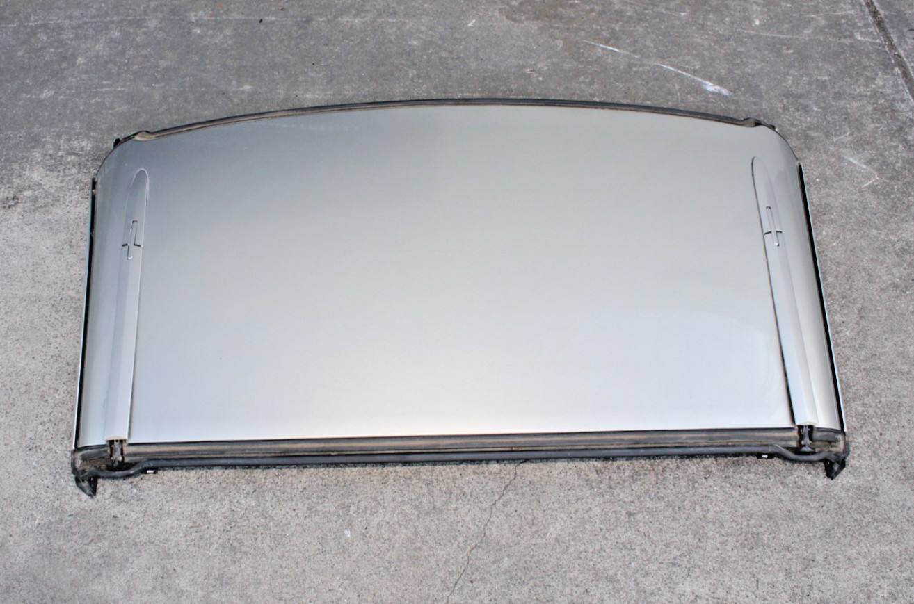 07-13 BMW E93 3-SERIES CONVERTIBLE REAR MIDDLE HARD TOP ROOF PANEL