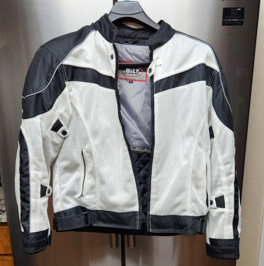 Bilt Motorcycle Mesh Jacket With Removable Insulated Liner Shoulder/Elbow Armor Bilt Motorcycle Mesh Jacket With Removable Insulated Liner Shoulder/Elbow Armor