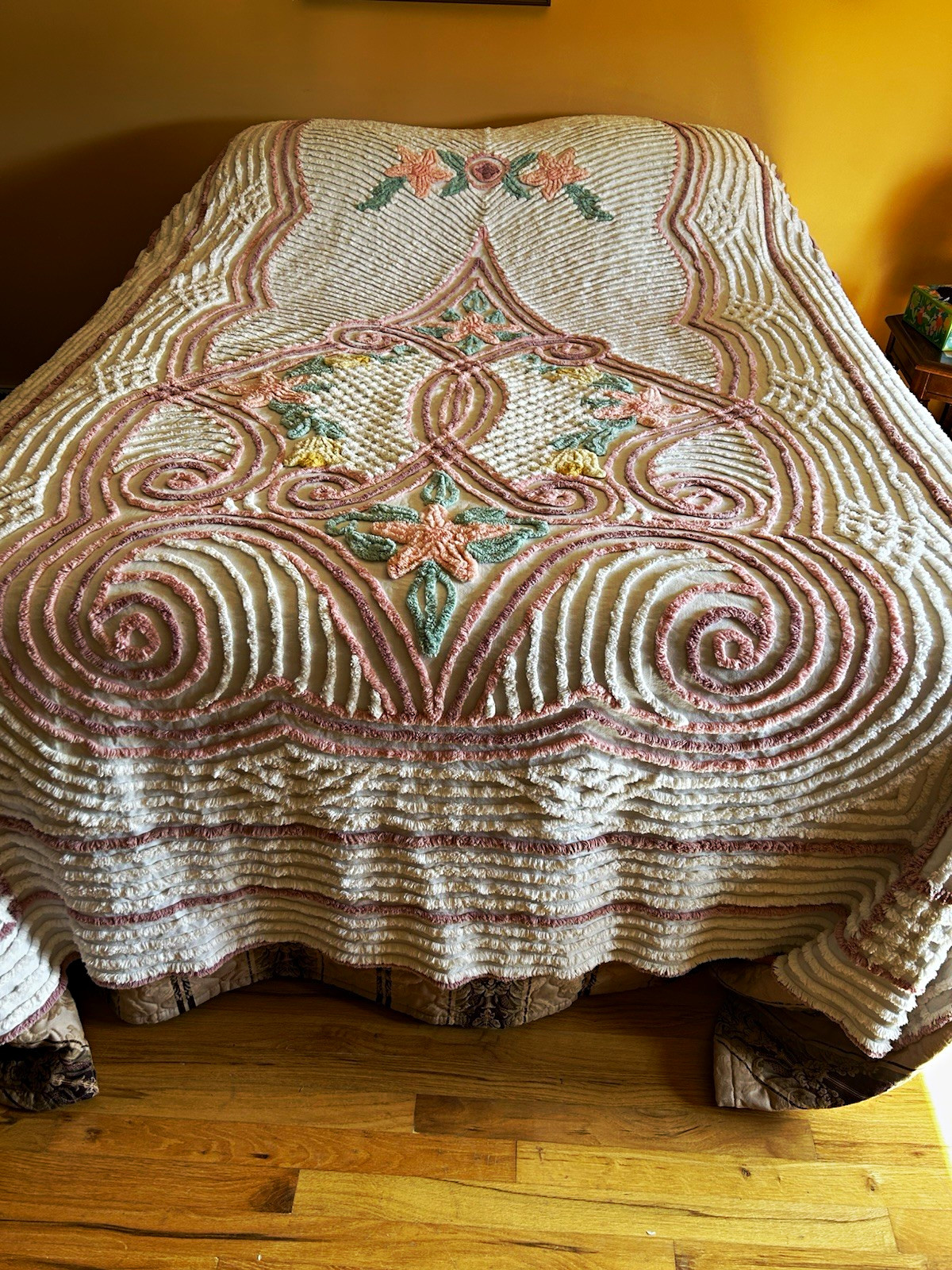 Vintage Embroidered Floral Cotton Bedspread White Pink Green Yellow