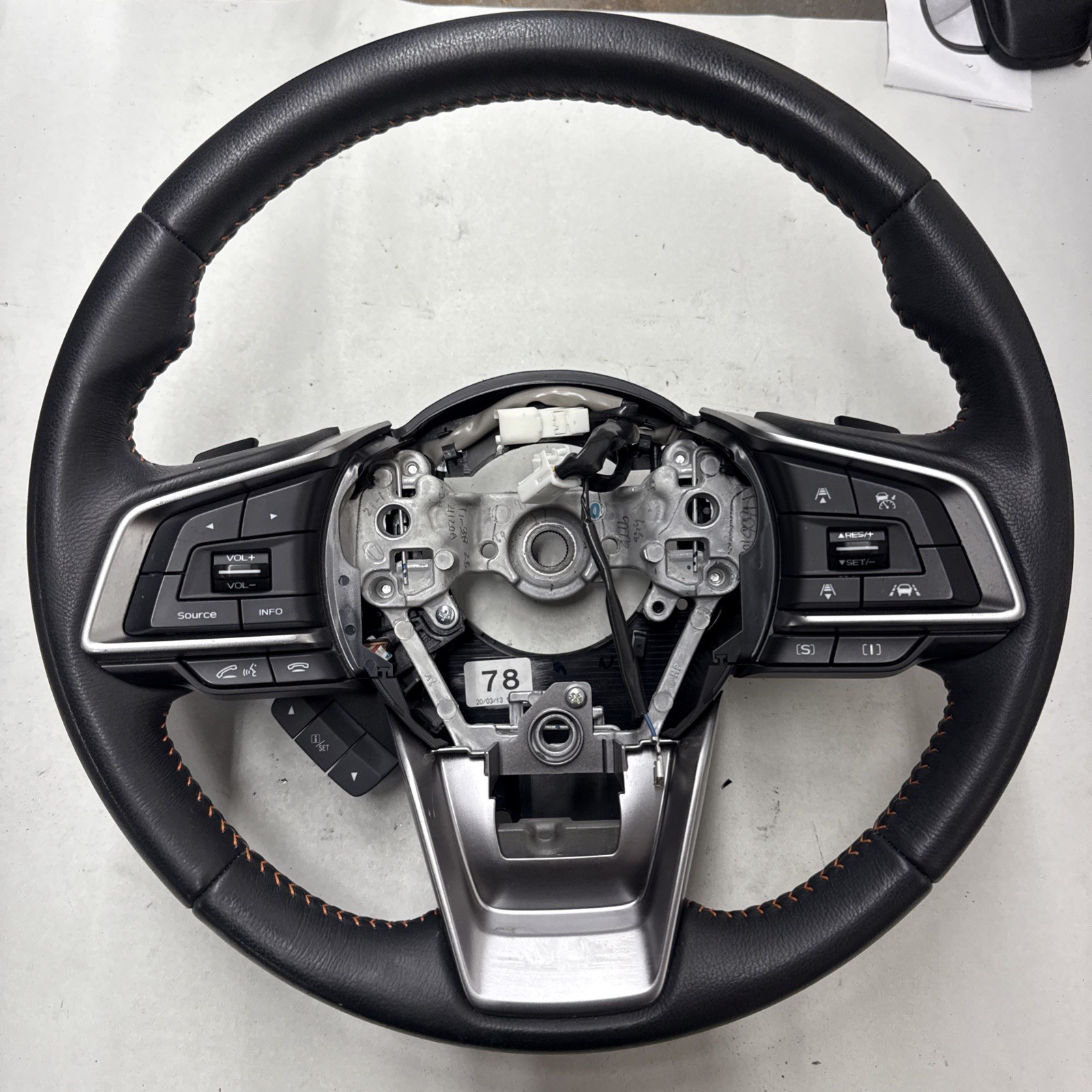2018-2023 SUBARU CROSSTREK XV STEERING WHEEL W/AUDIO CRUISE CONTROL SWITCHES OEM