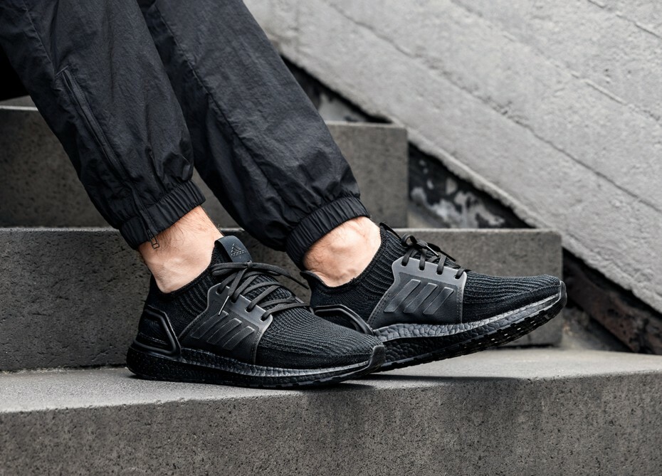 2019 ADIDAS ULTRA BOOST 19 TRIPLE all BLACK G27508 New Men 2019 ADIDAS ULTRA BOOST 19 TRIPLE all BLACK G27508 New Men