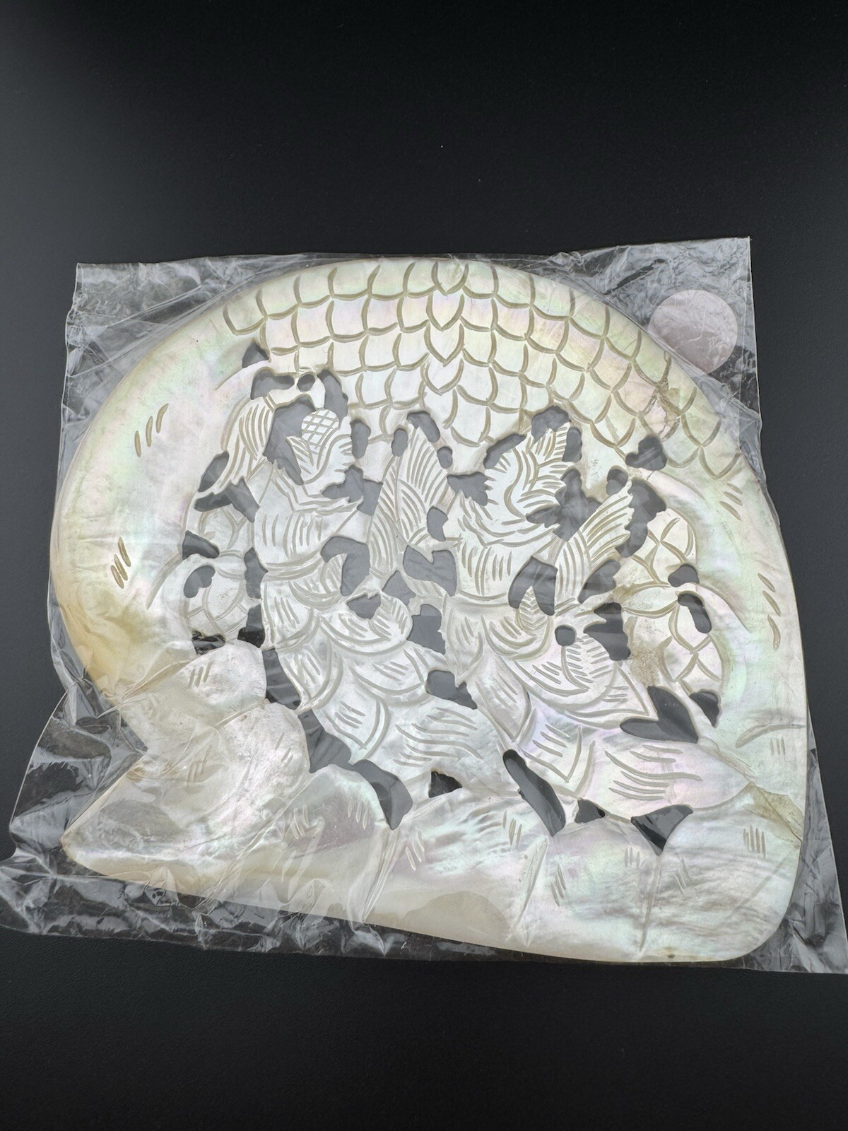 Asian Hand Carved Mother of Pearl Art Plate Dish (#EC6) Asian Hand Carved Mother of Pearl Art Plate Dish (#EC6)