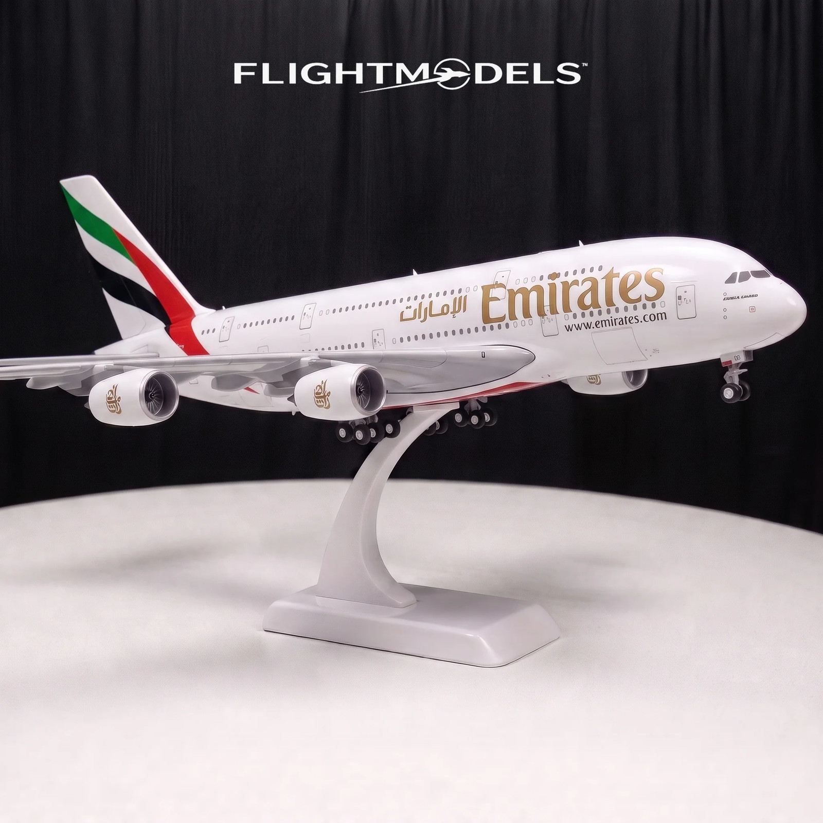 Airbus A380 Emirates Diecast Model Plane 20cm Display Aircraft