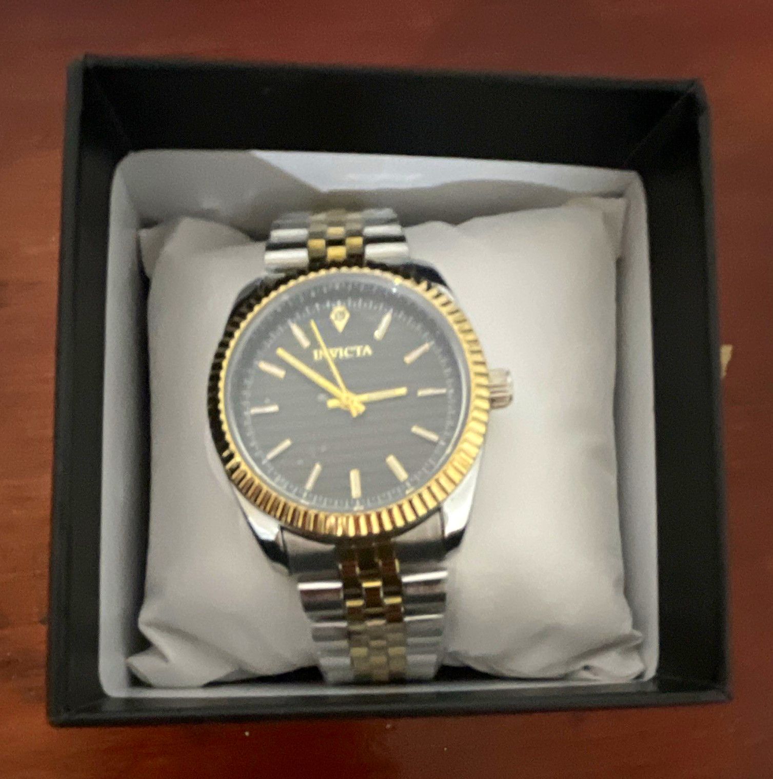 Invicta 69970 Specialty Men’s 44mm Blue Dial Silver Bracelet Watch New With Box Invicta 69970 Specialty Men’s 44mm Blue Dial Silver Bracelet Watch New With Box