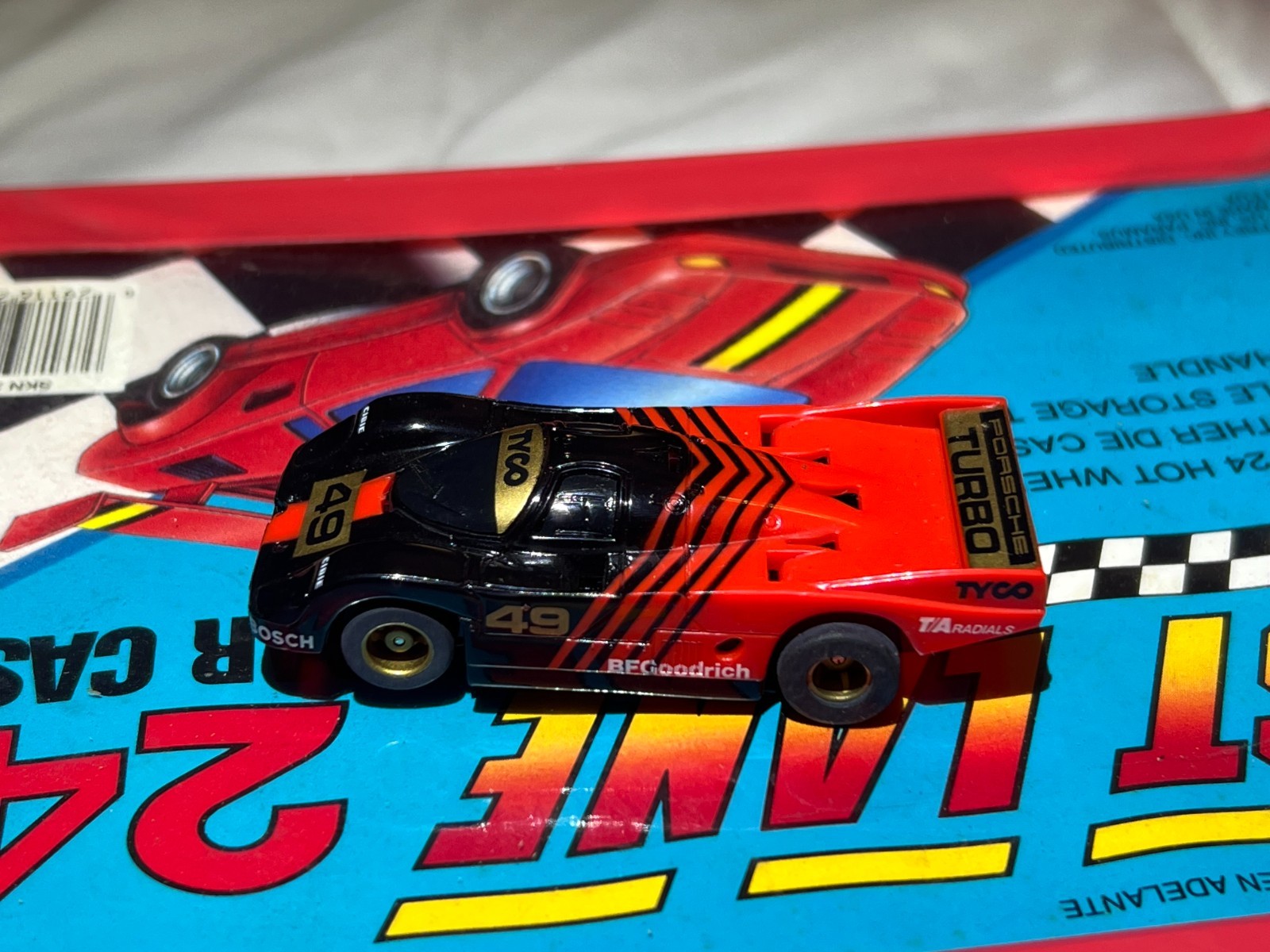 (3) MINT UNRUN TYCO WIDE PAN CHASSIC 440X2 PORSCHE 962 TURBOS #49 BLACK/RED